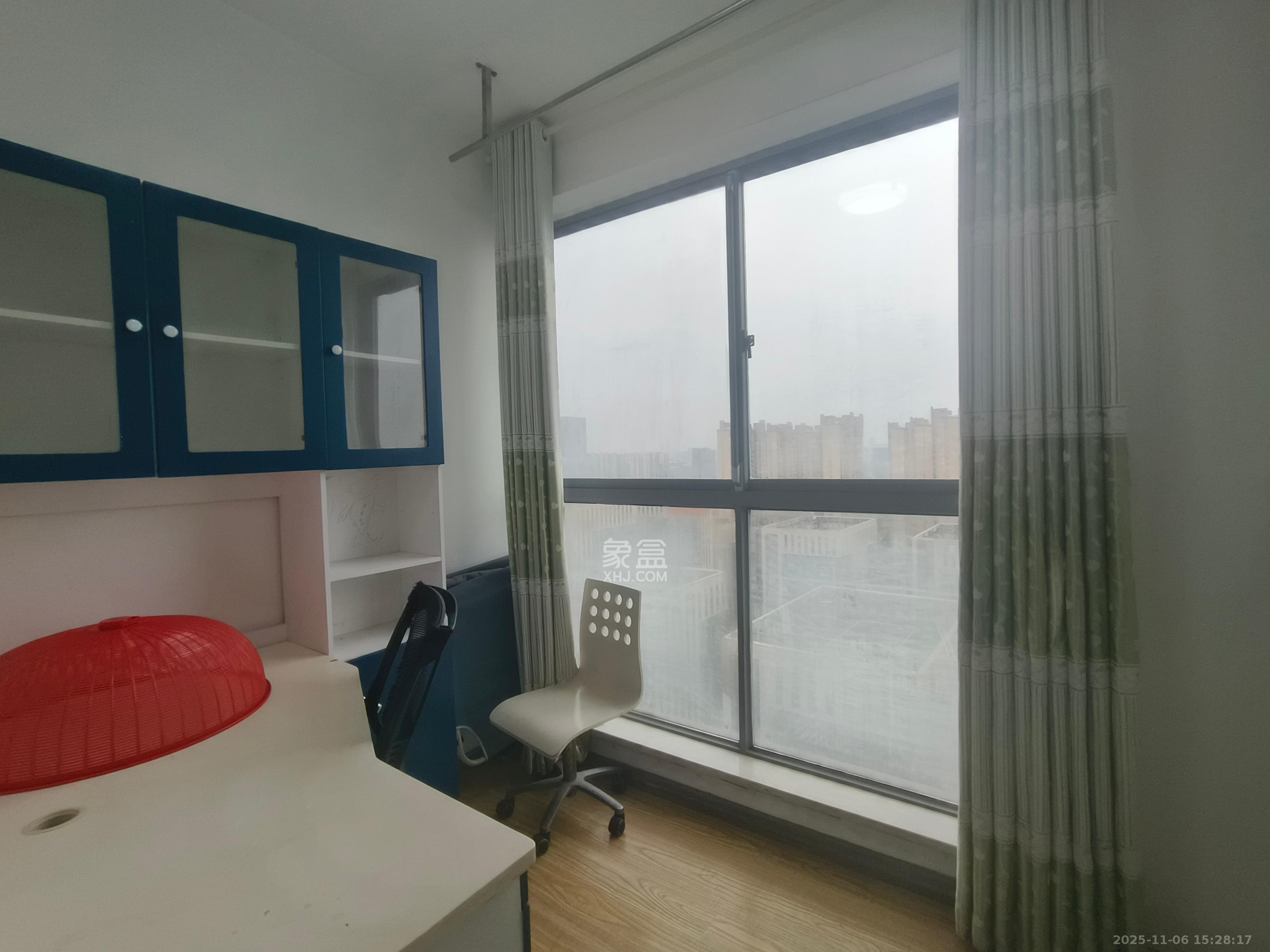 潇湘奥林匹克花园  3室2厅1卫    2400.0元/月室内图