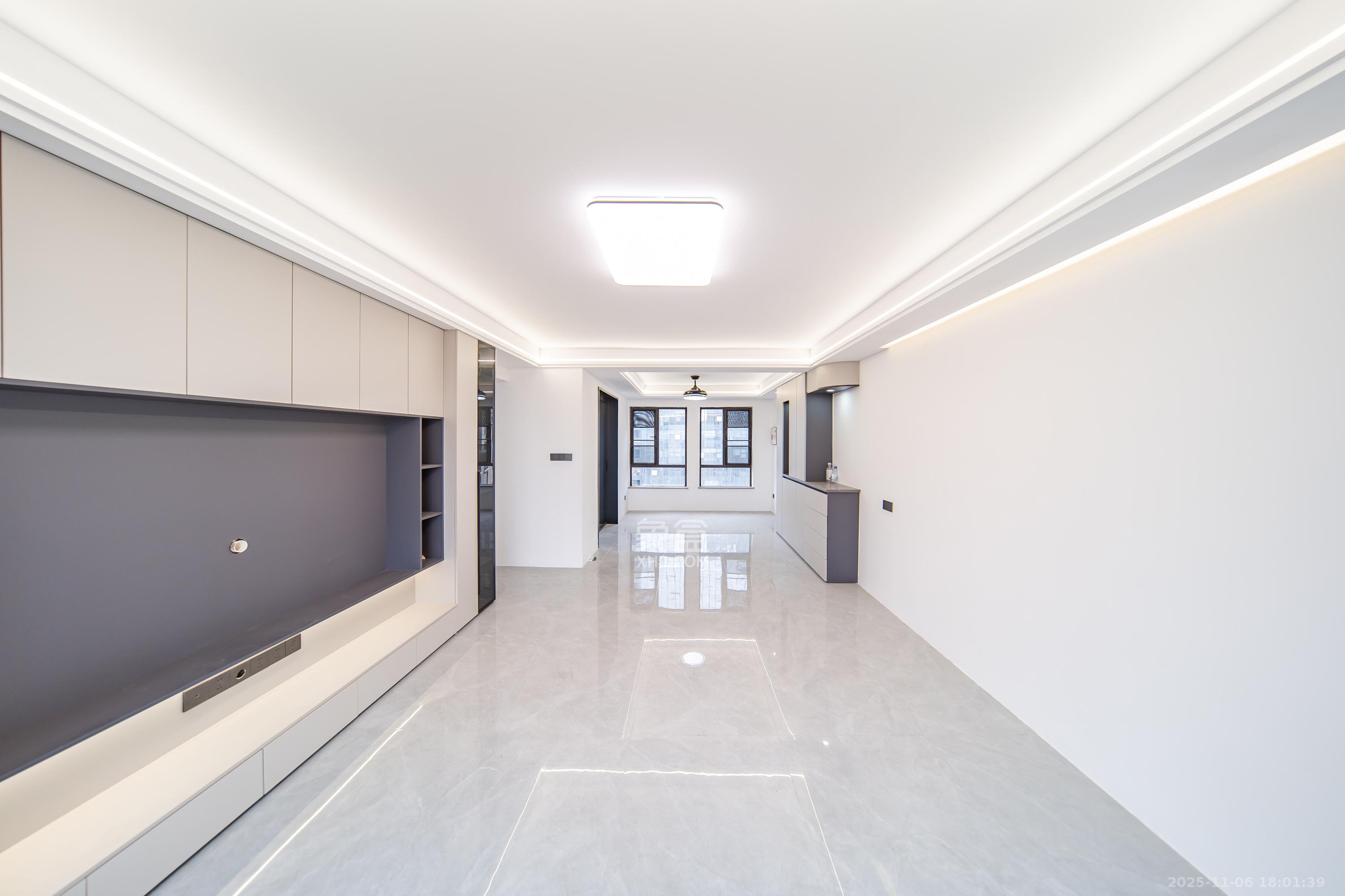 听香水榭 4室2厅2卫 158.0万 听香水榭 4室2厅2卫 158.0万客厅