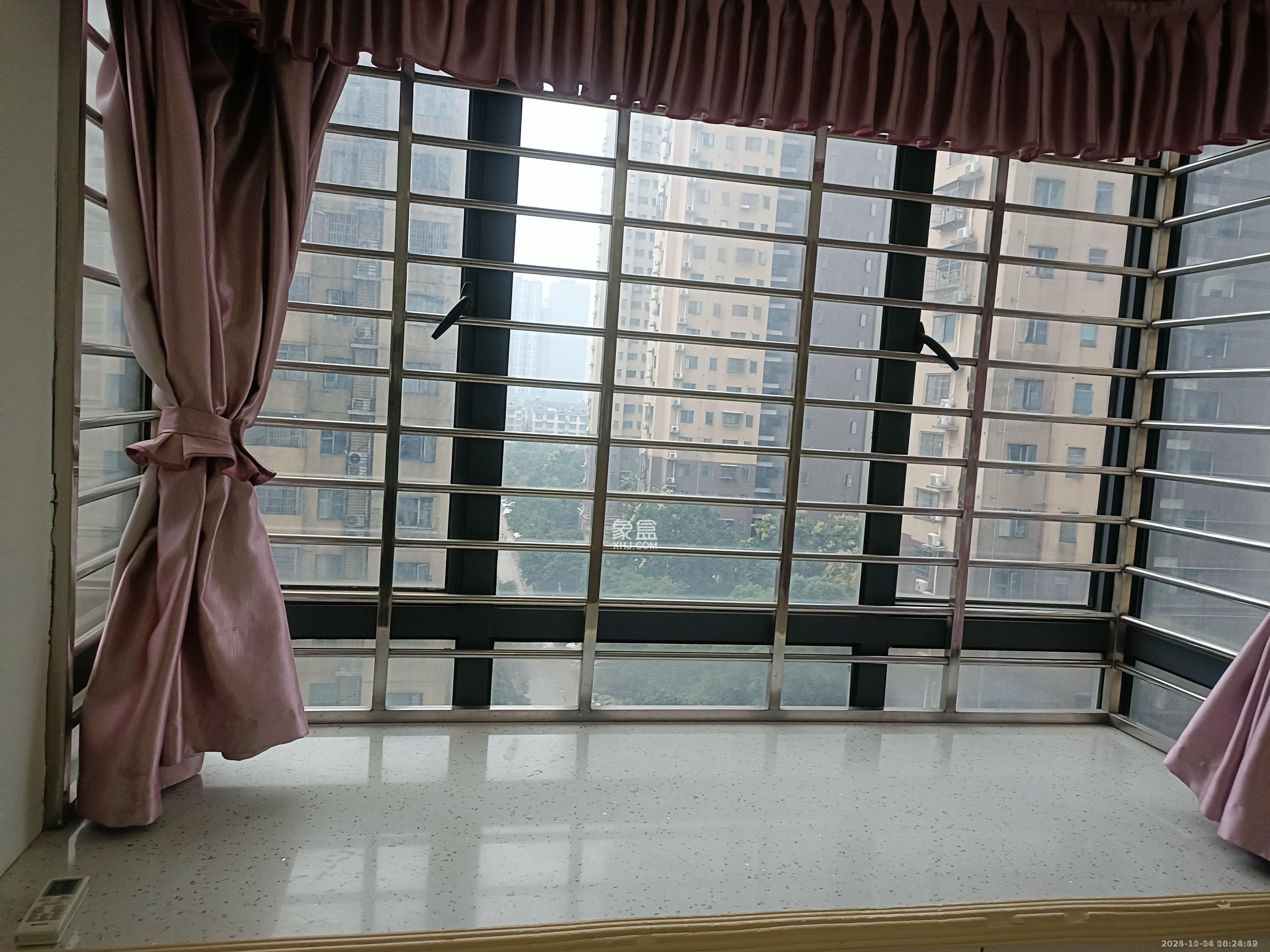 中国铁建国际城一期  2室2厅1卫    1400.0元/月室内图