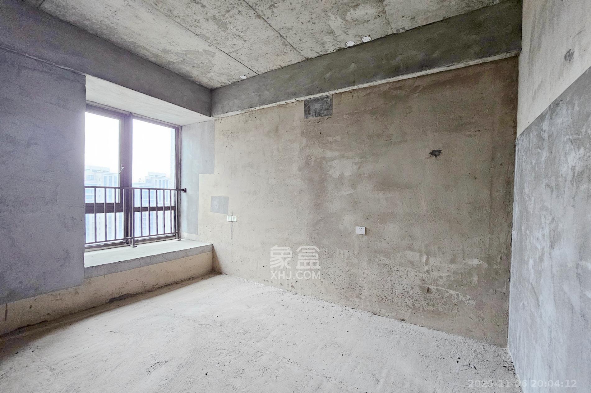 明昇壹城(明昇时代广场)二期 4室2厅3卫 410.0万 明昇壹城(明昇时代广场)二期 4室2厅3卫 410.0万卧室