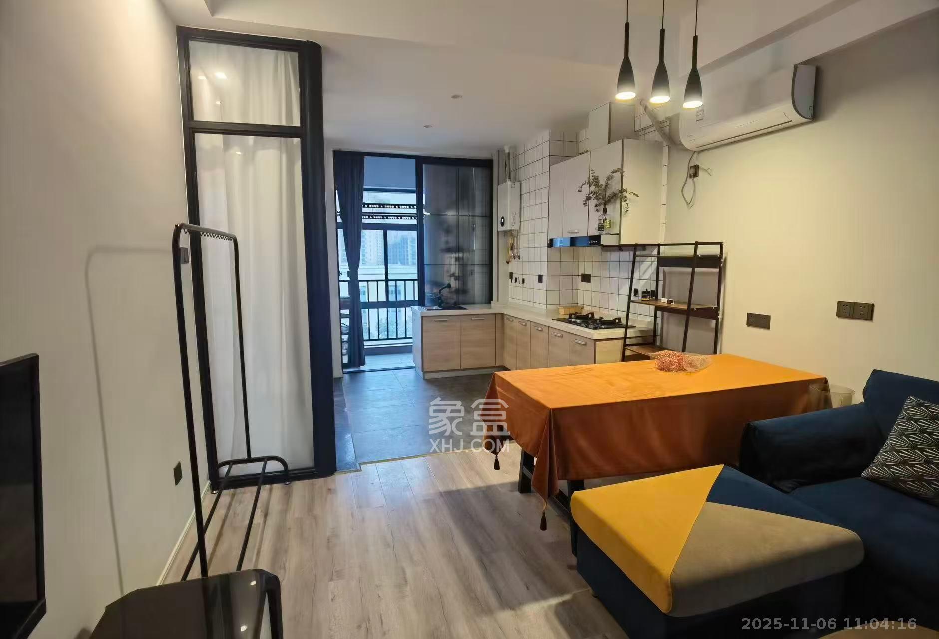 江南华府  1室1厅1卫    2200.0元/月室内图