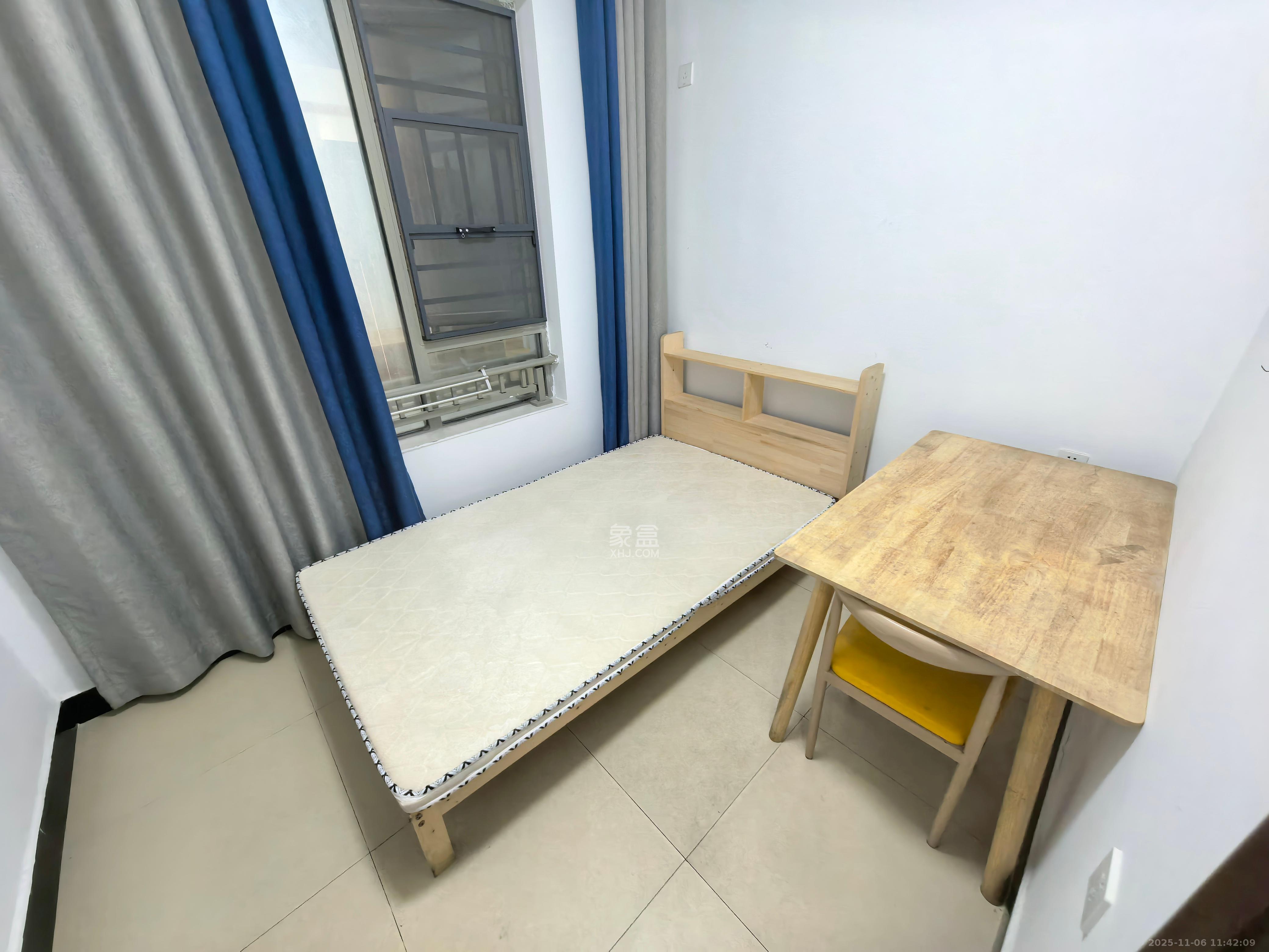 梅溪湖金茂湾 4室2厅2卫 2800.0元/月 梅溪湖金茂湾 4室2厅2卫 2800.0元/月室内图