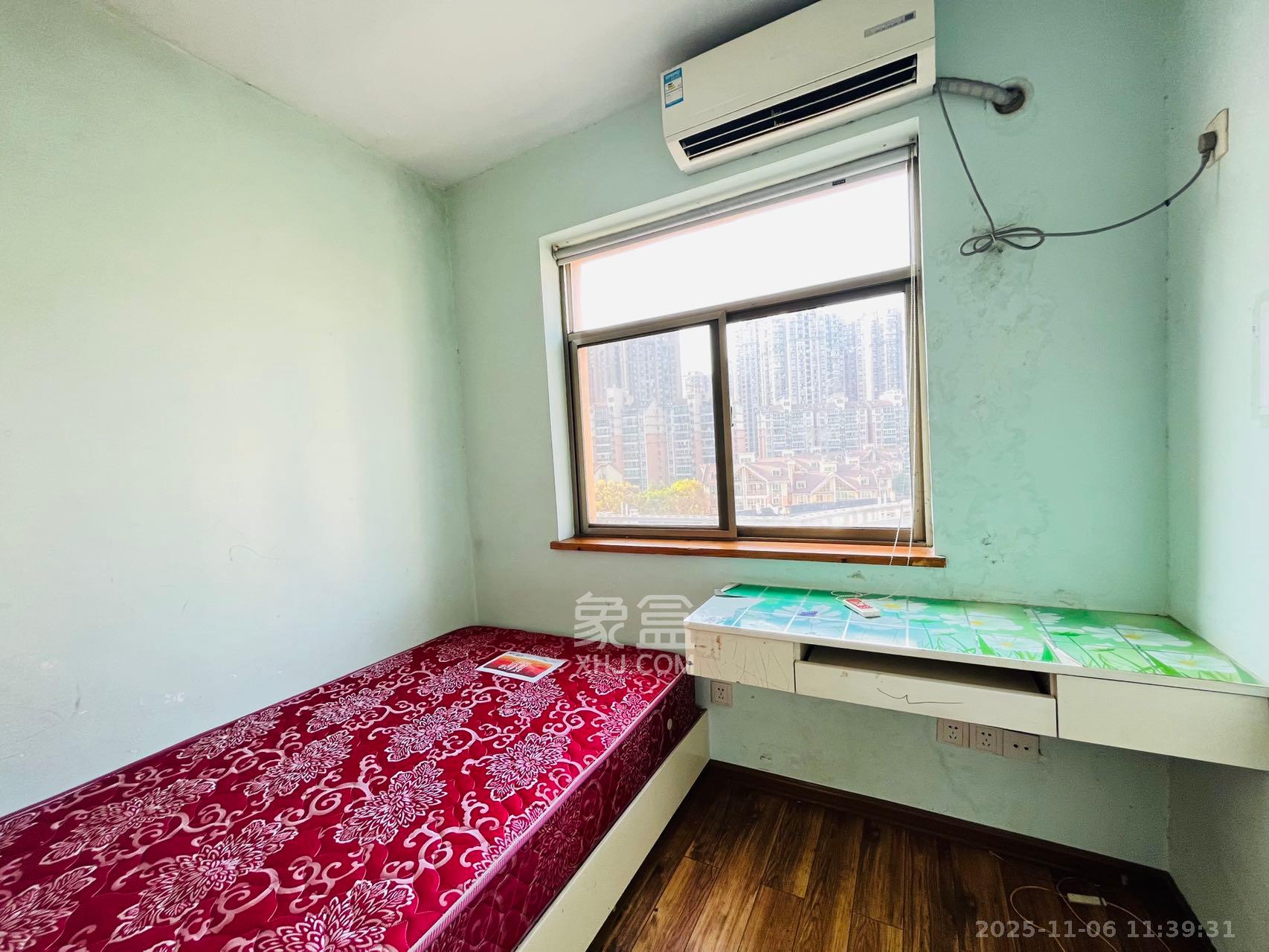 锦湘国际星城二期（锦雅苑）  3室2厅1卫    2550.0元/月室内图