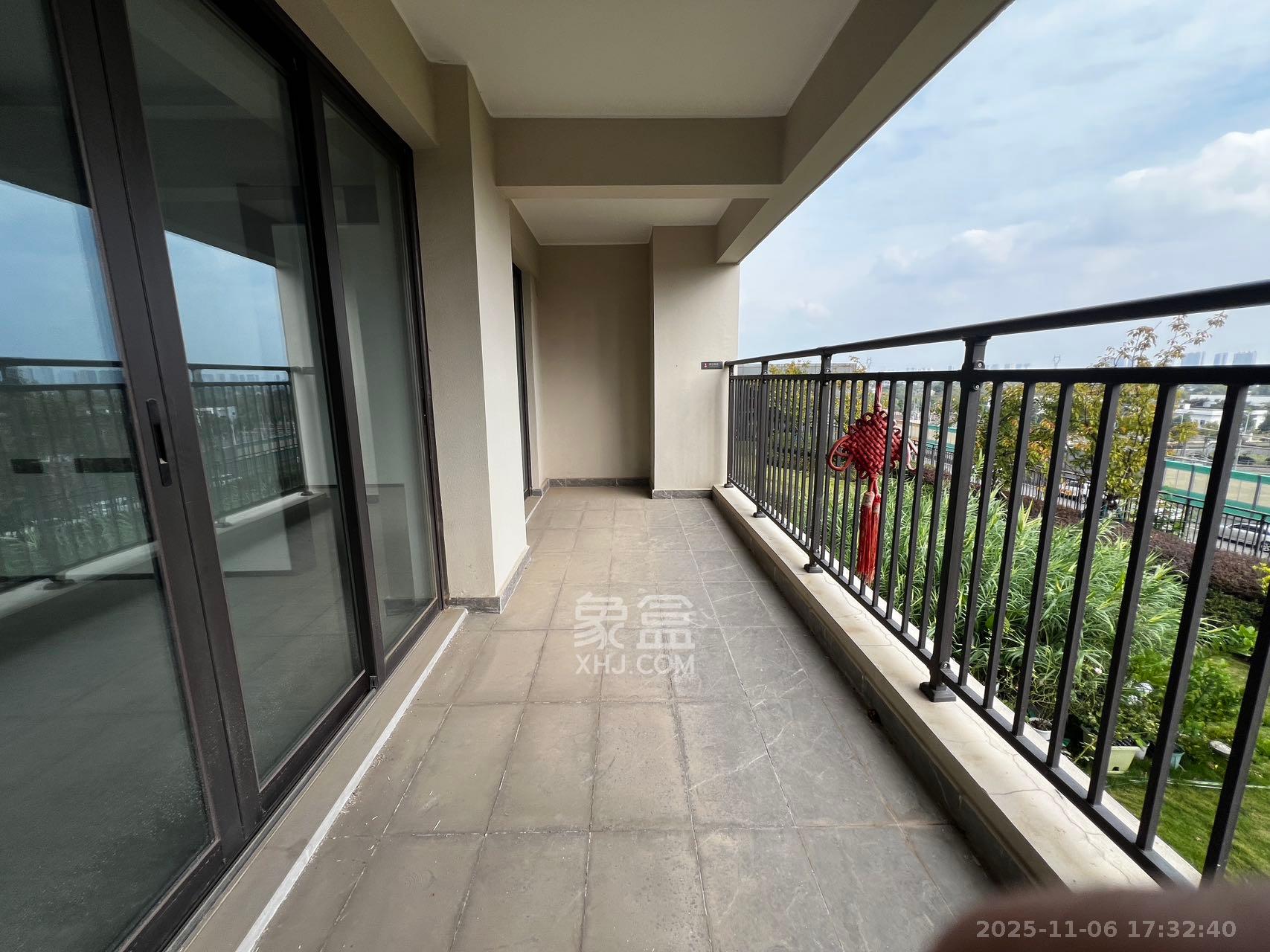 万科天空之境  4室2厅2卫    2000.0元/月室内图