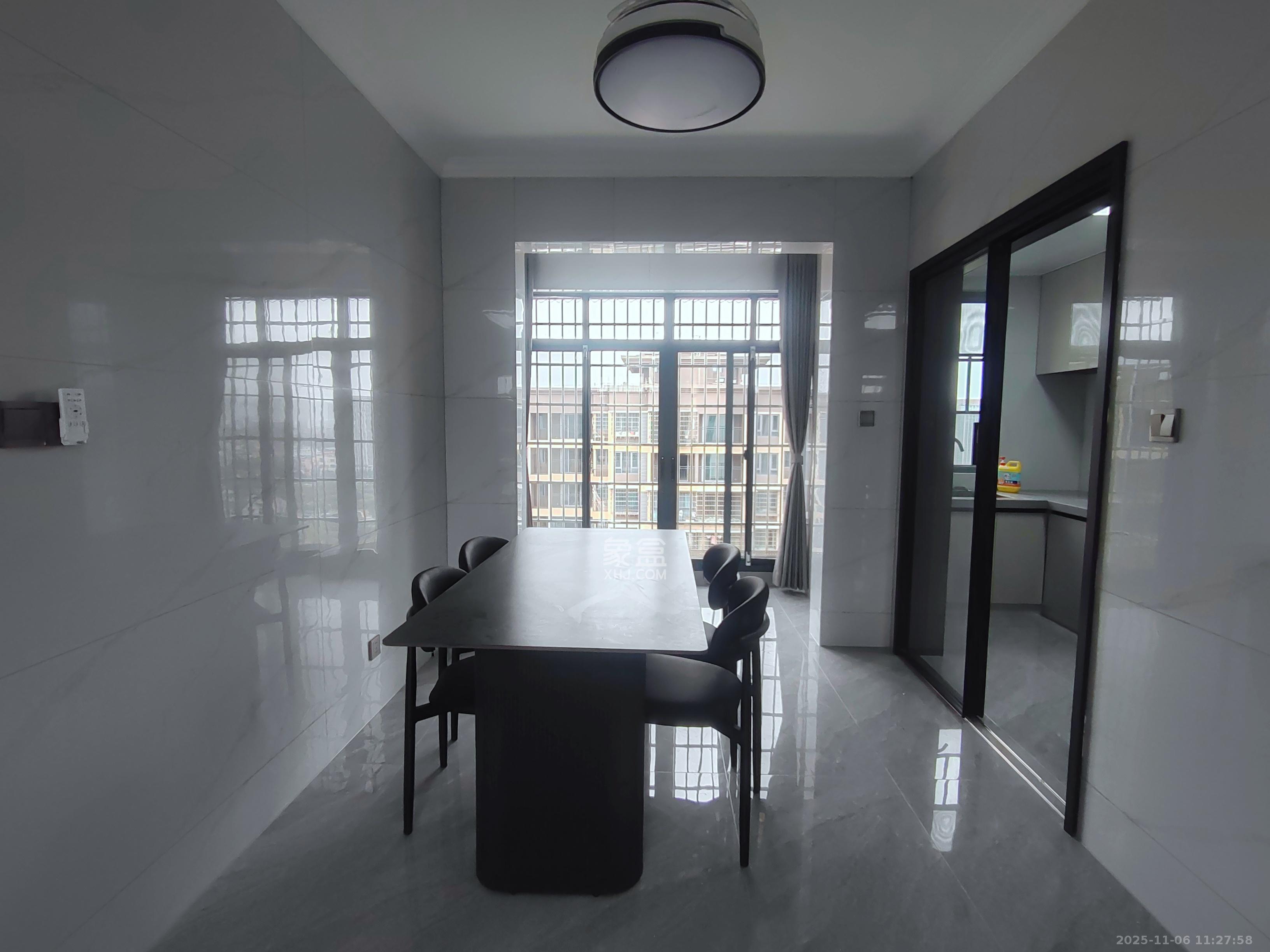 桥头家园二期（桥头家苑二期）  3室1厅1卫    2200.0元/月