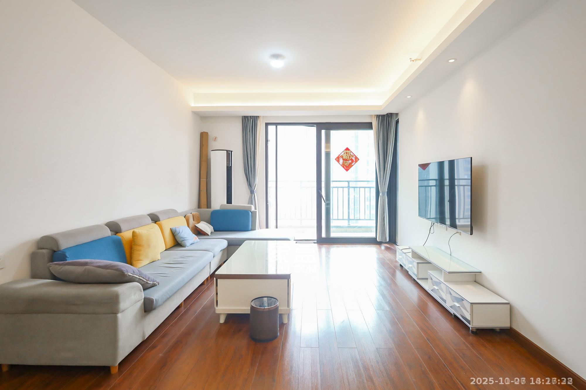 万科里金域国际  4室2厅2卫    4500.0元/月室内图1