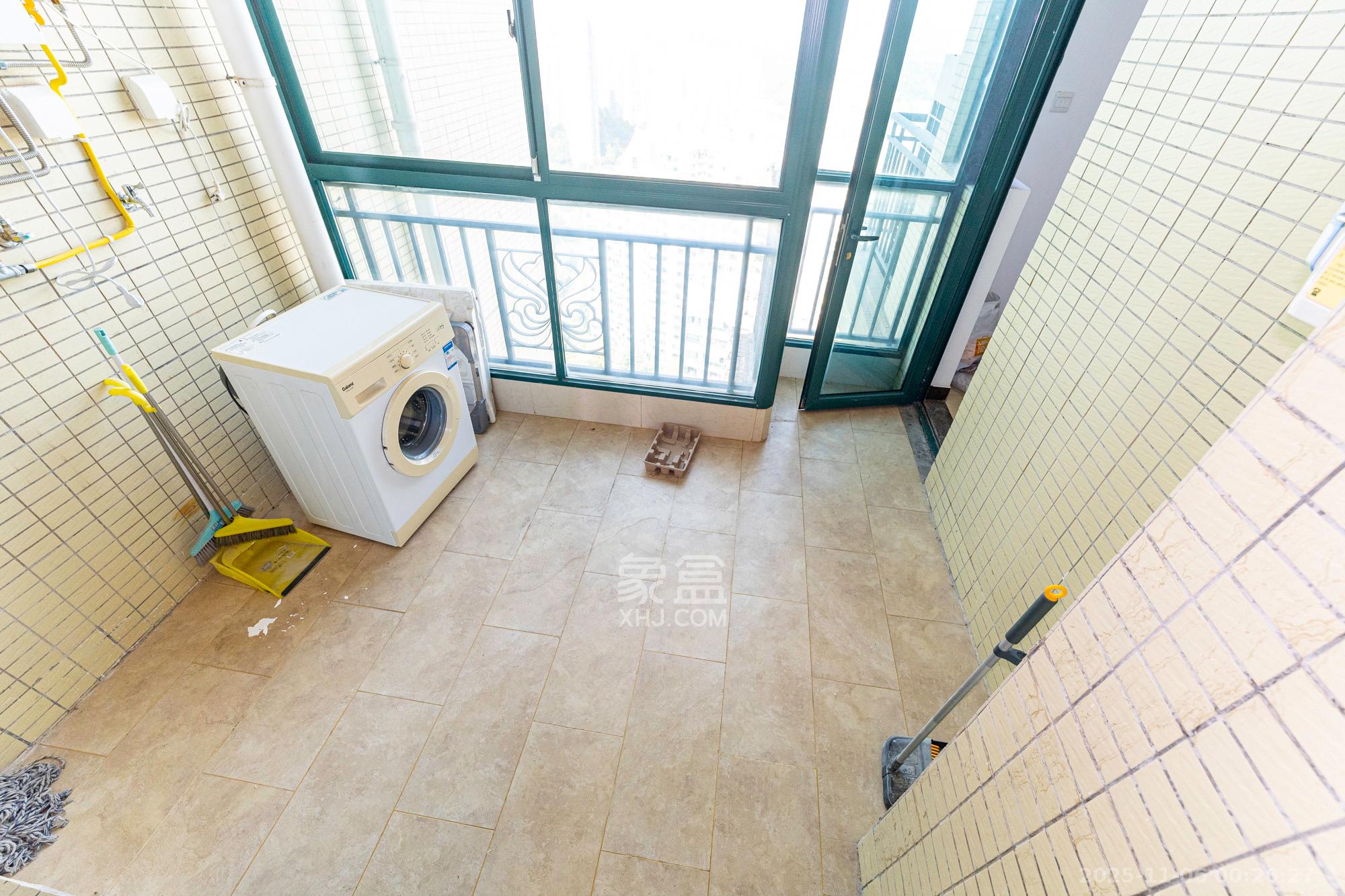 恒大雅苑  4室2厅3卫    200.0万其他