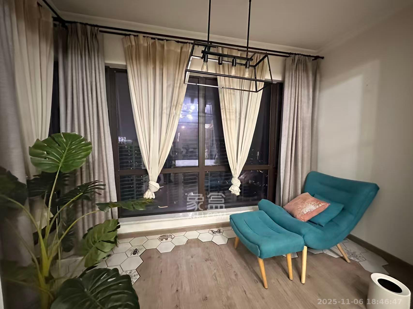 保利西海岸B区  1室2厅1卫    2700.0元/月室内图