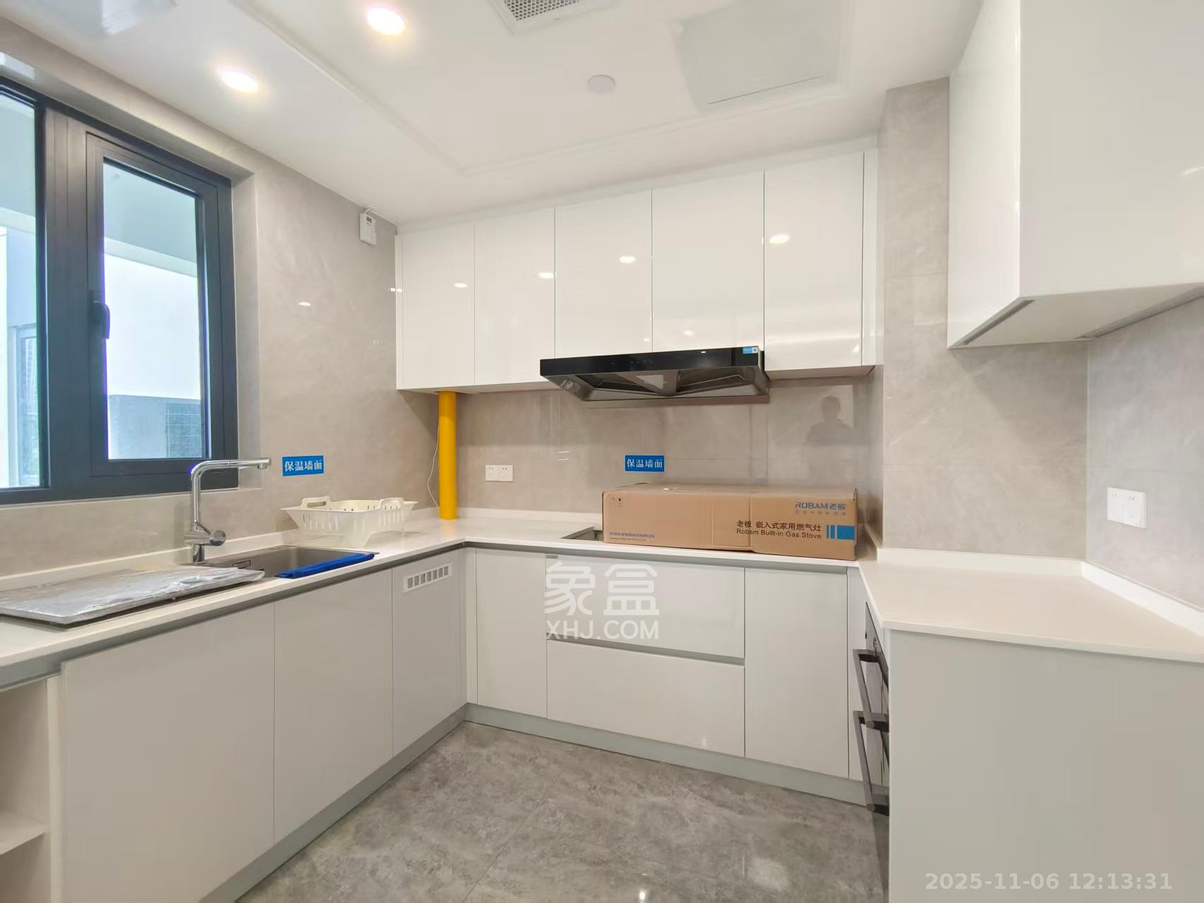 滨江府1913  4室2厅3卫    6500.0元/月室内图