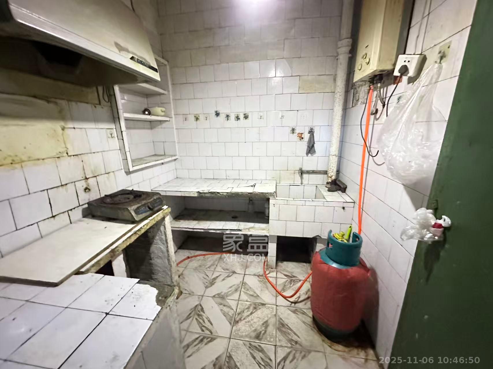 开发公司宿舍 1室1厅1卫 1200.0元/月 开发公司宿舍 1室1厅1卫 1200.0元/月室内图