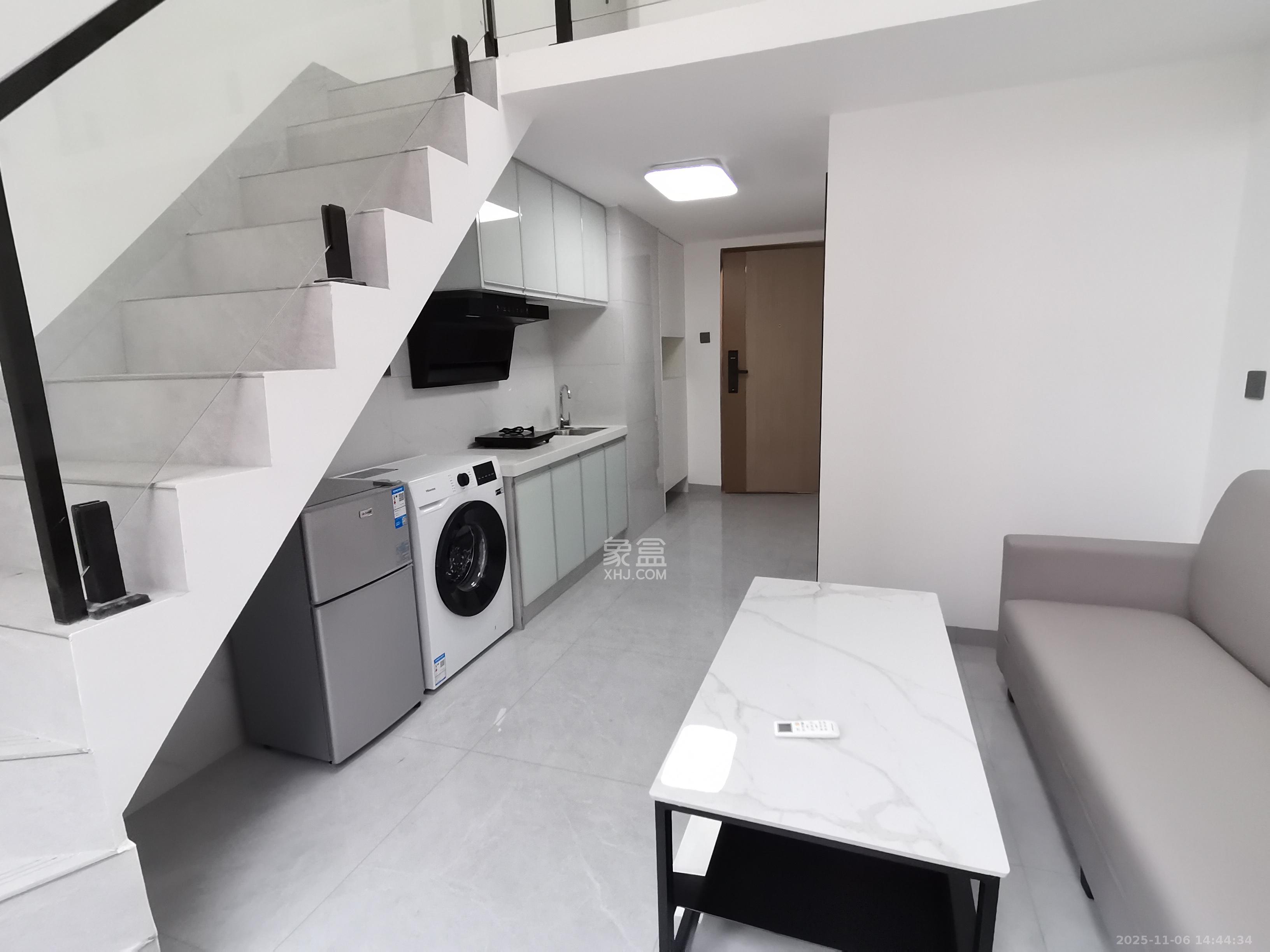 力高凤凰新天  1室1厅1卫    2000.0元/月室内图