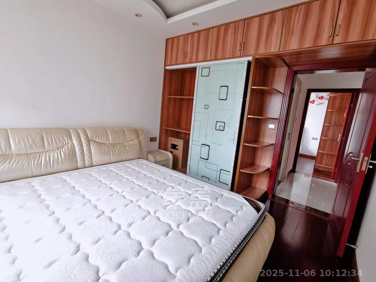 长城水郡 2室2厅1卫 1800.0元/月 长城水郡 2室2厅1卫 1800.0元/月室内图