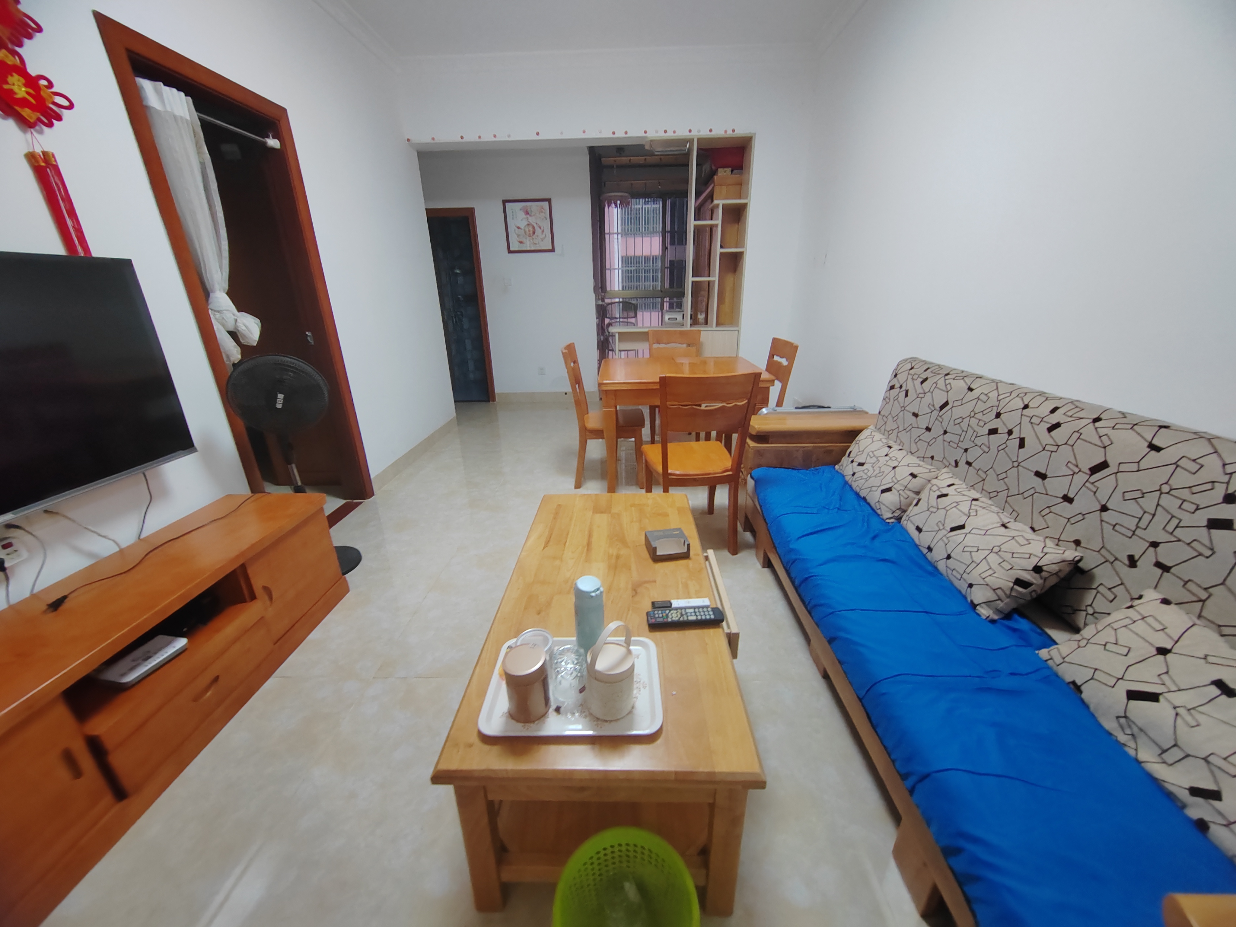 南海花园 2室2厅1卫 2000.0元/月 南海花园 2室2厅1卫 2000.0元/月室内图