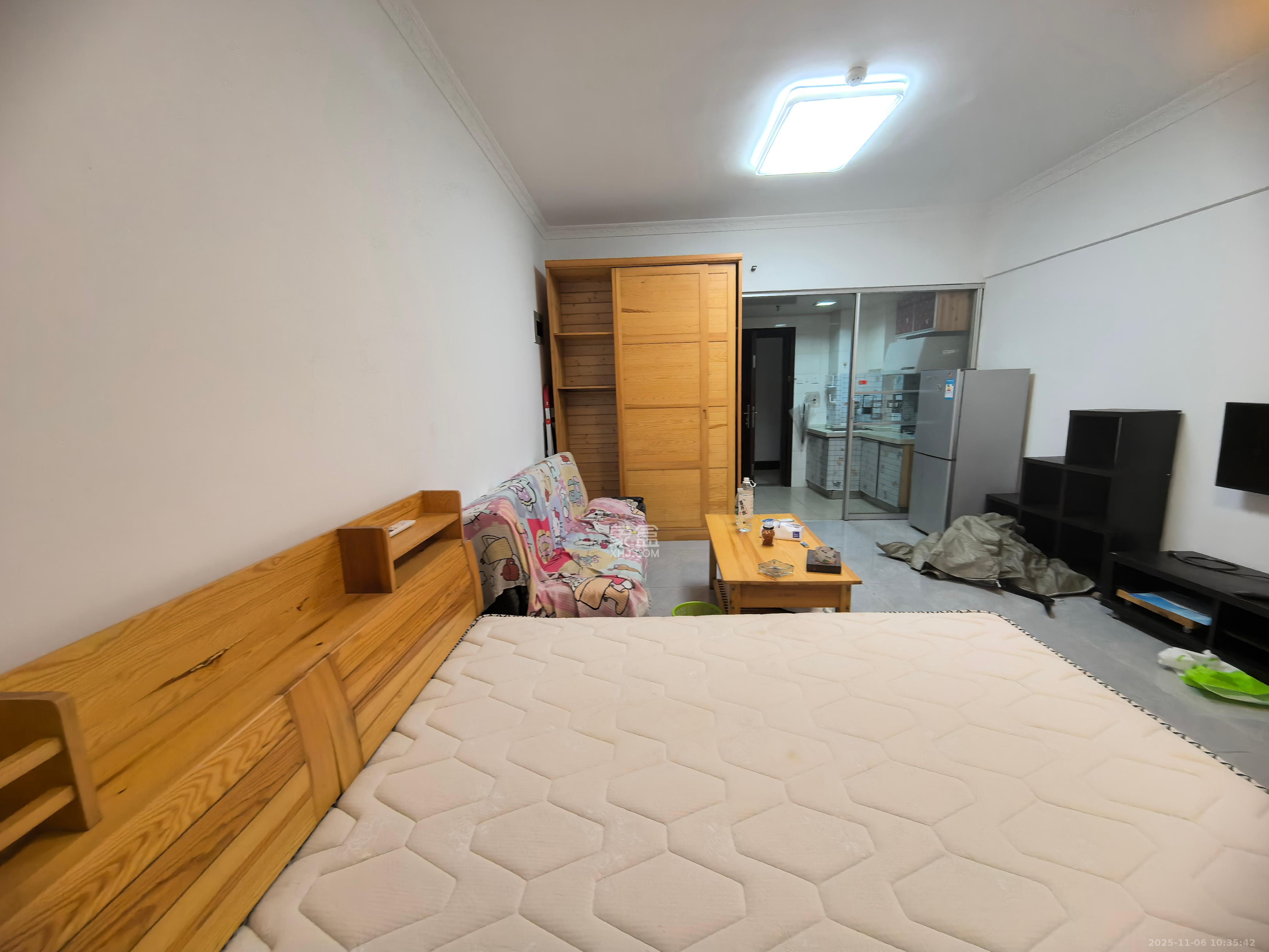 七彩丽都 1室1厅1卫 1600.0元/月 七彩丽都 1室1厅1卫 1600.0元/月室内图