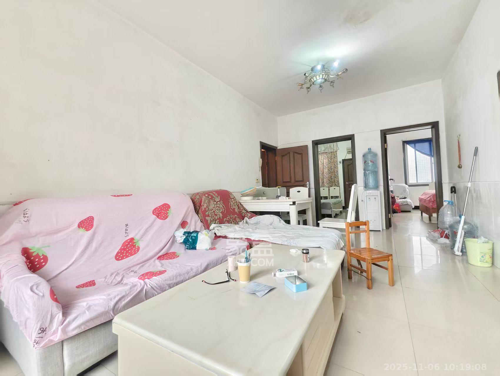 省建苑小区 1室0厅0卫 1600.0元/月 省建苑小区 1室0厅0卫 1600.0元/月室内图