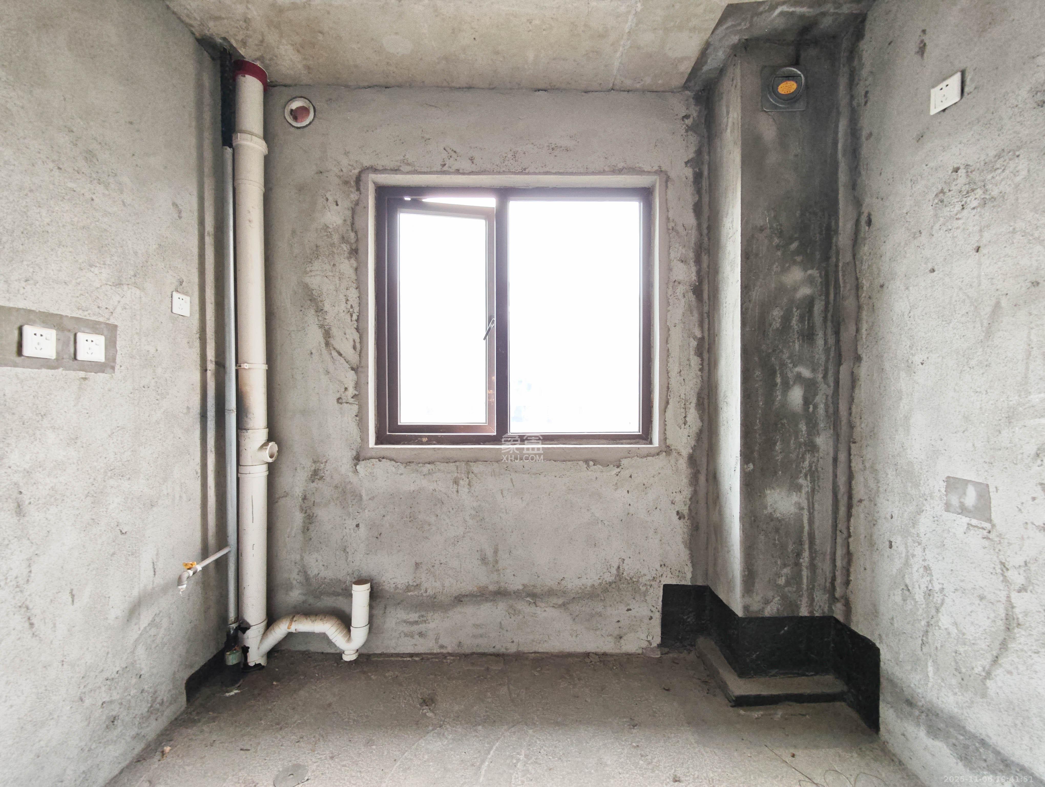 保利东郡 3室2厅2卫 78.0万 保利东郡 3室2厅2卫 78.0万其他