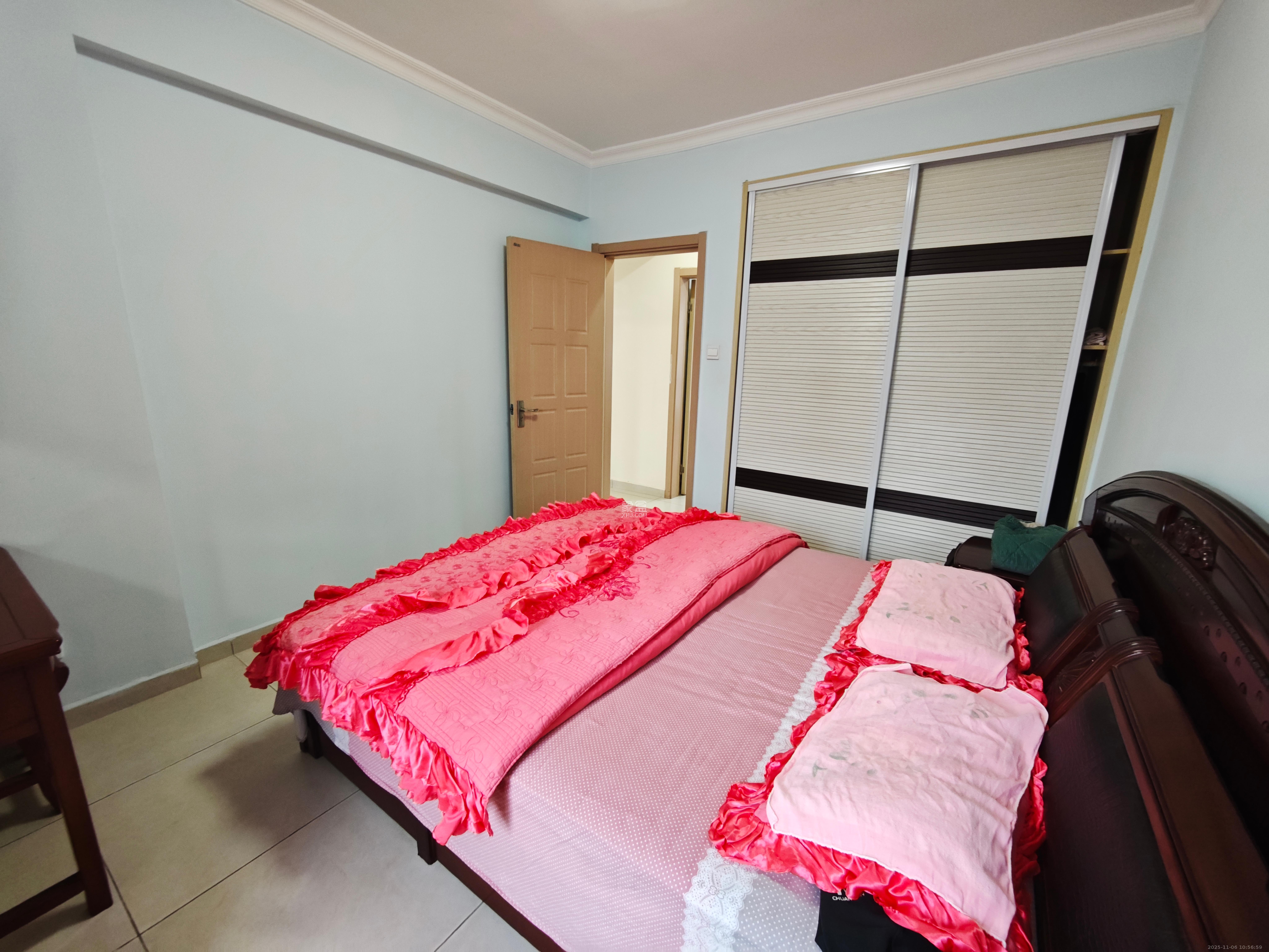 融科檀香山(融科紫檀、香山国际) 2室2厅1卫 2800.0元/月 融科檀香山(融科紫檀、香山国际) 2室2厅1卫 2800.0元/月室内图