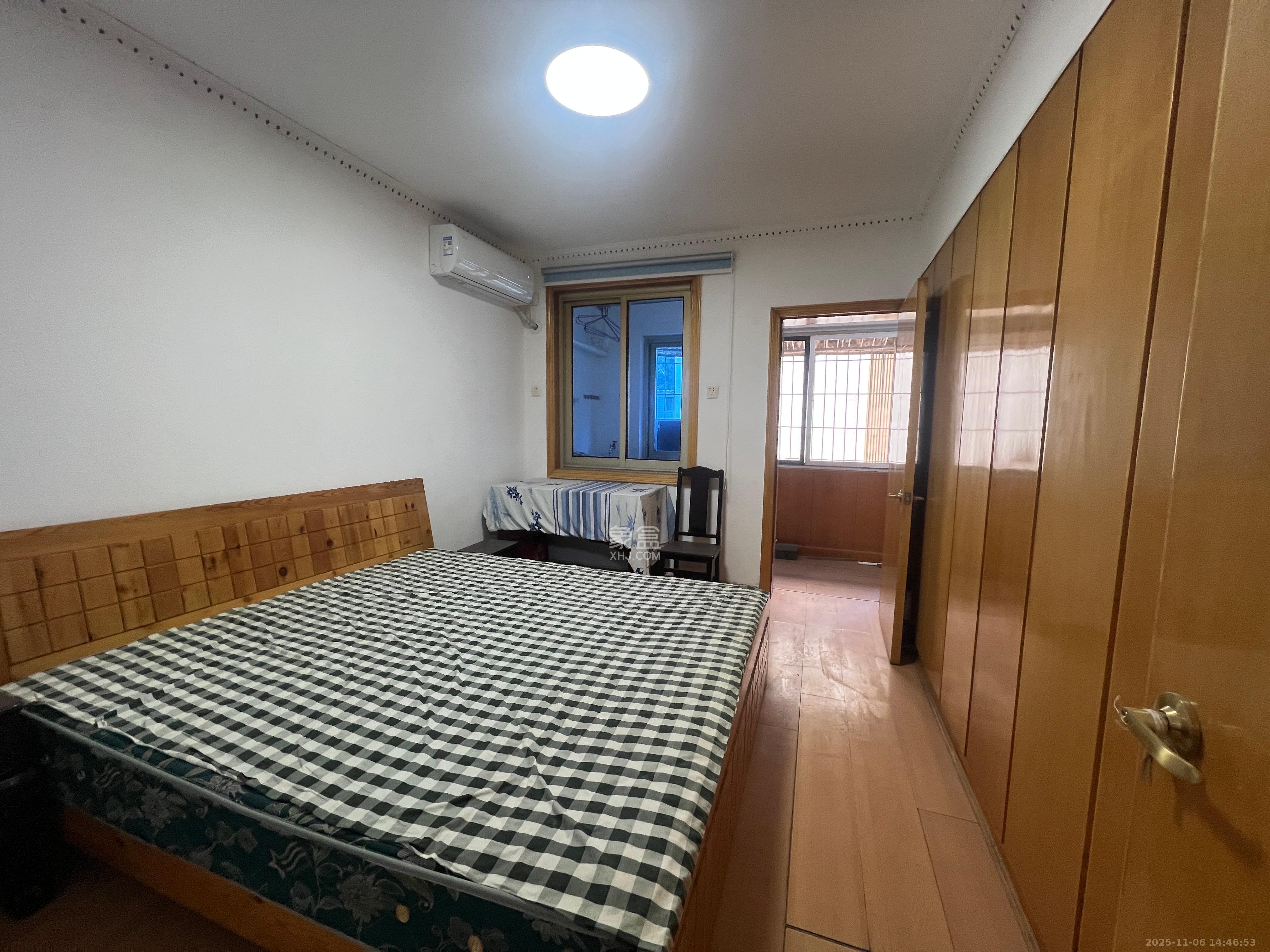 东风二村社区绸厂宿舍 2室2厅1卫 1800.0元/月 东风二村社区绸厂宿舍 2室2厅1卫 1800.0元/月室内图