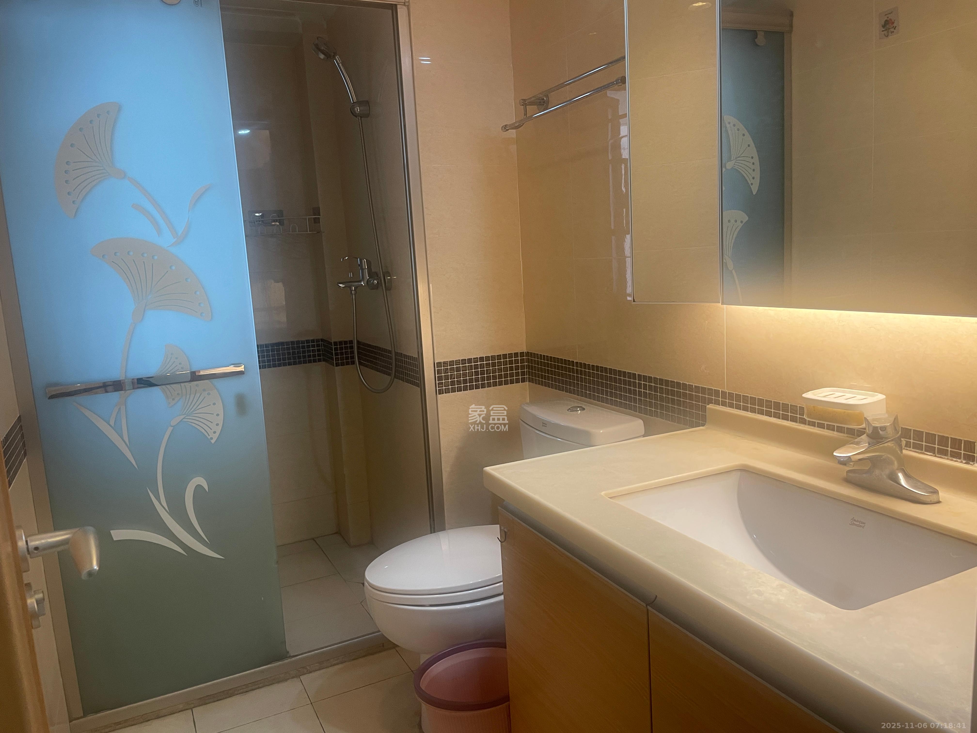 旭辉国际广场(永升商业广场) 3室2厅2卫 3000.0元/月 旭辉国际广场(永升商业广场) 3室2厅2卫 3000.0元/月室内图