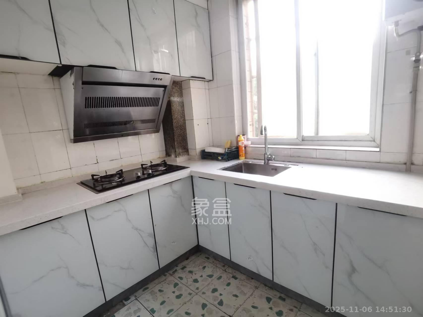 华欣公寓 2室2厅1卫 1500.0元/月 华欣公寓 2室2厅1卫 1500.0元/月室内图