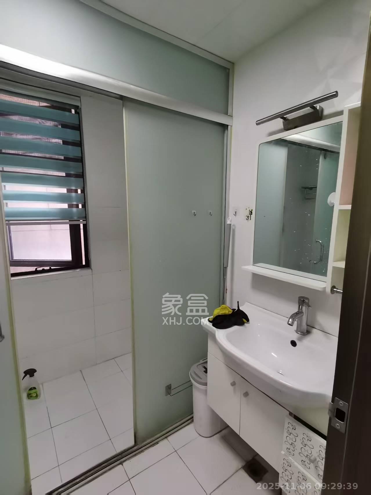 金茂梅溪湖  2室2厅1卫    2500.0元/月室内图