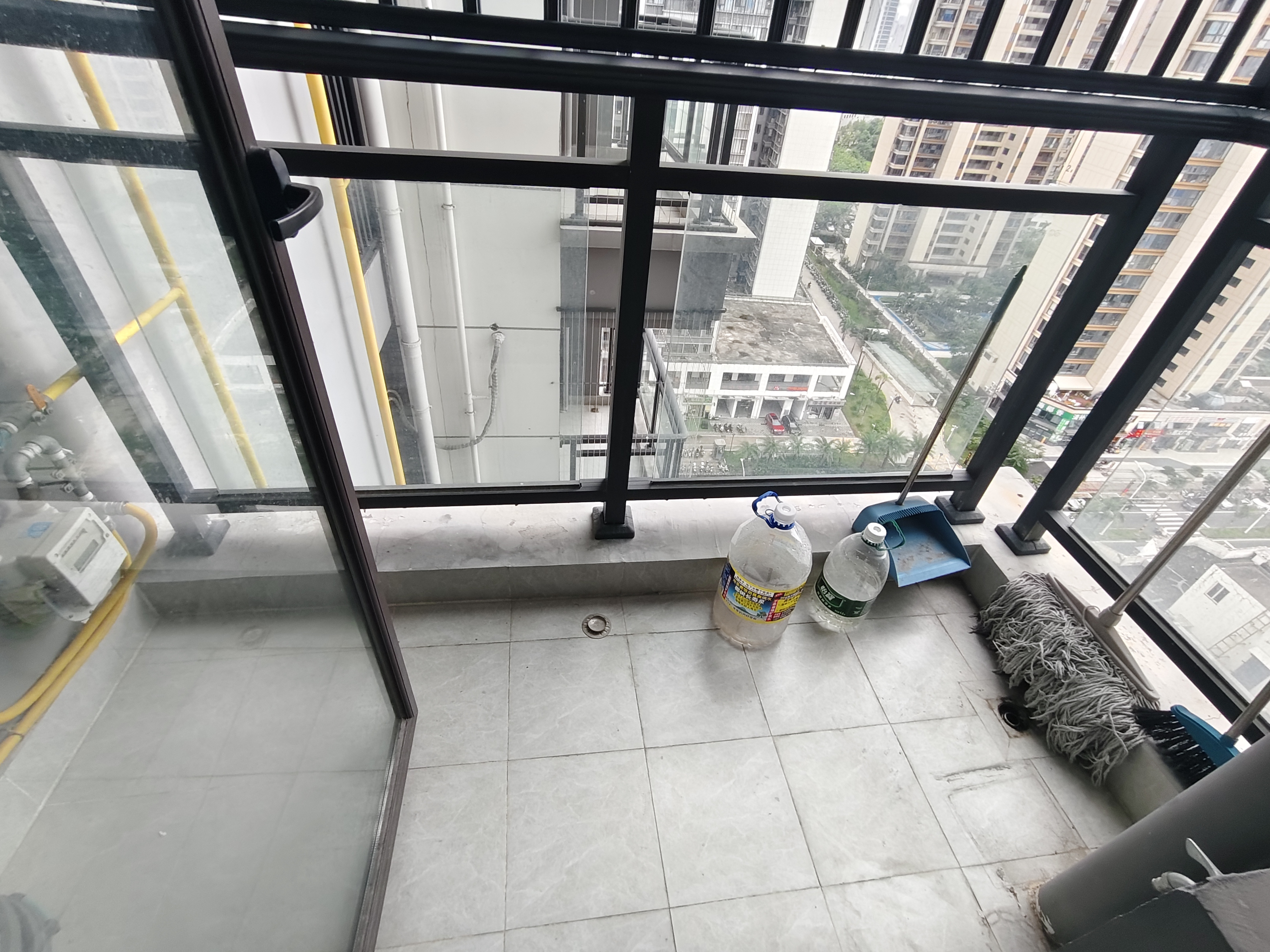 坡博家园四区  5室2厅2卫    3300.0元/月室内图