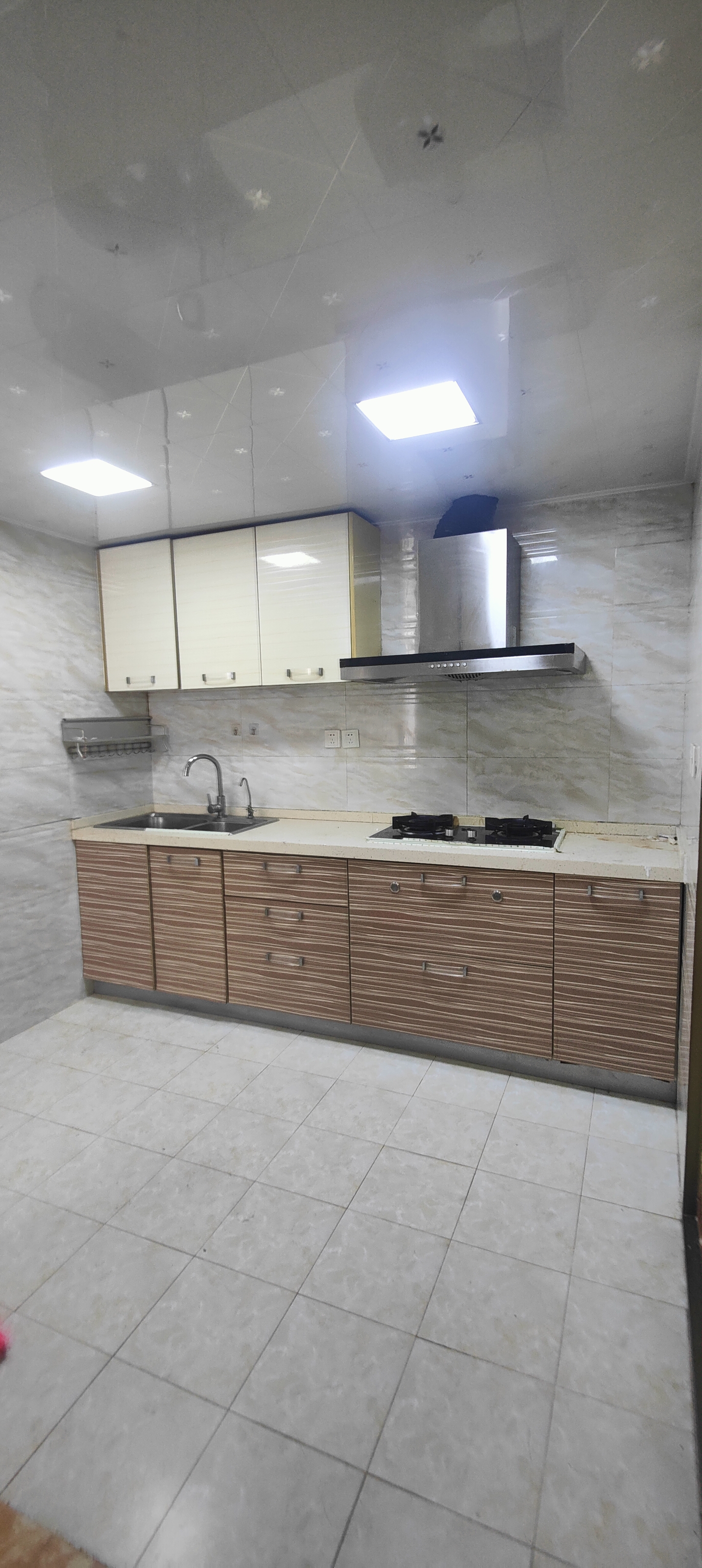 汇宇金城  2室2厅1卫    2200.0元/月室内图