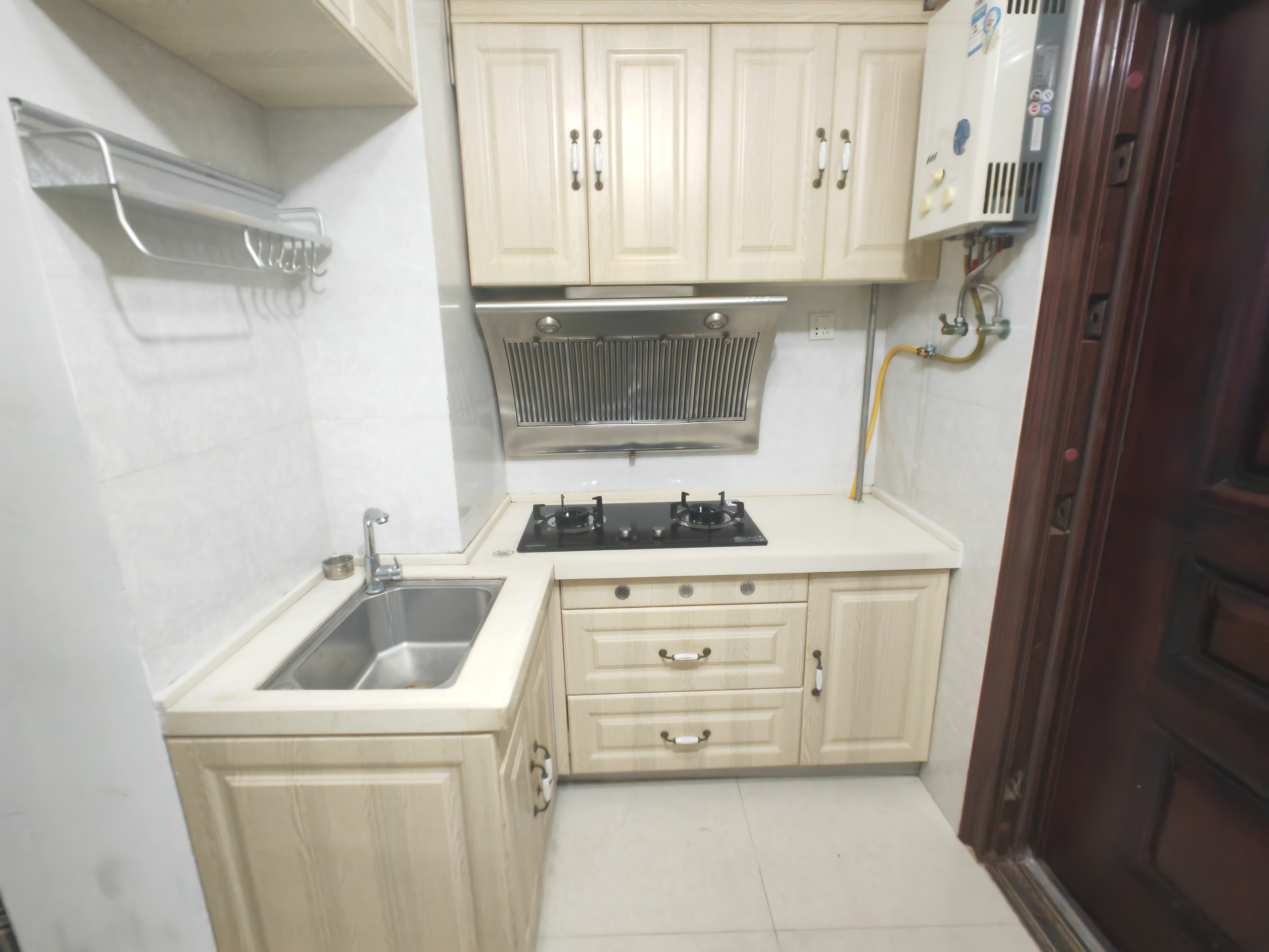 华林广场 2室1厅1卫 2000.0元/月 华林广场 2室1厅1卫 2000.0元/月室内图