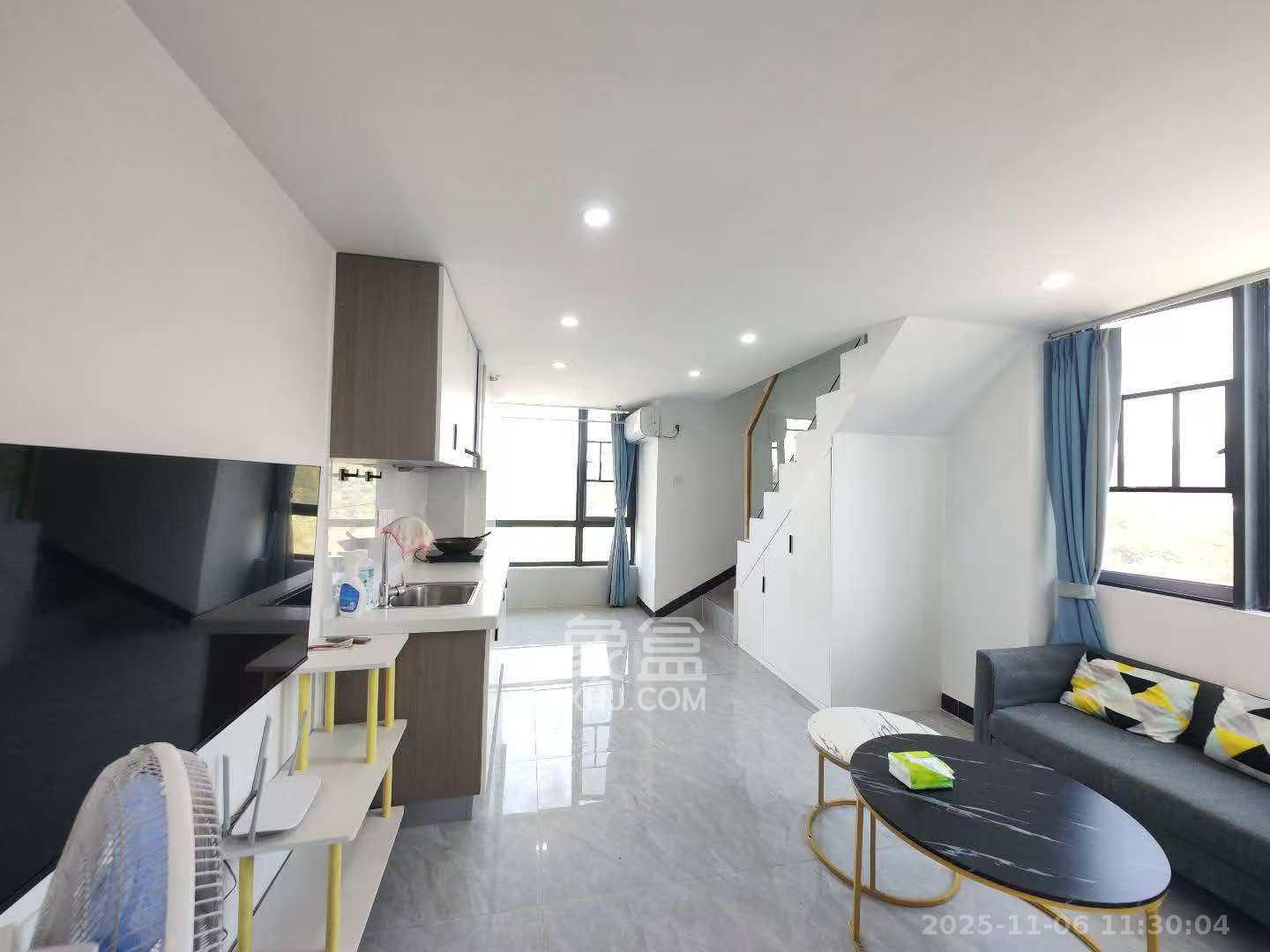 天麓轻奢国际 2室1厅1卫 1650.0元/月 天麓轻奢国际 2室1厅1卫 1650.0元/月室内图