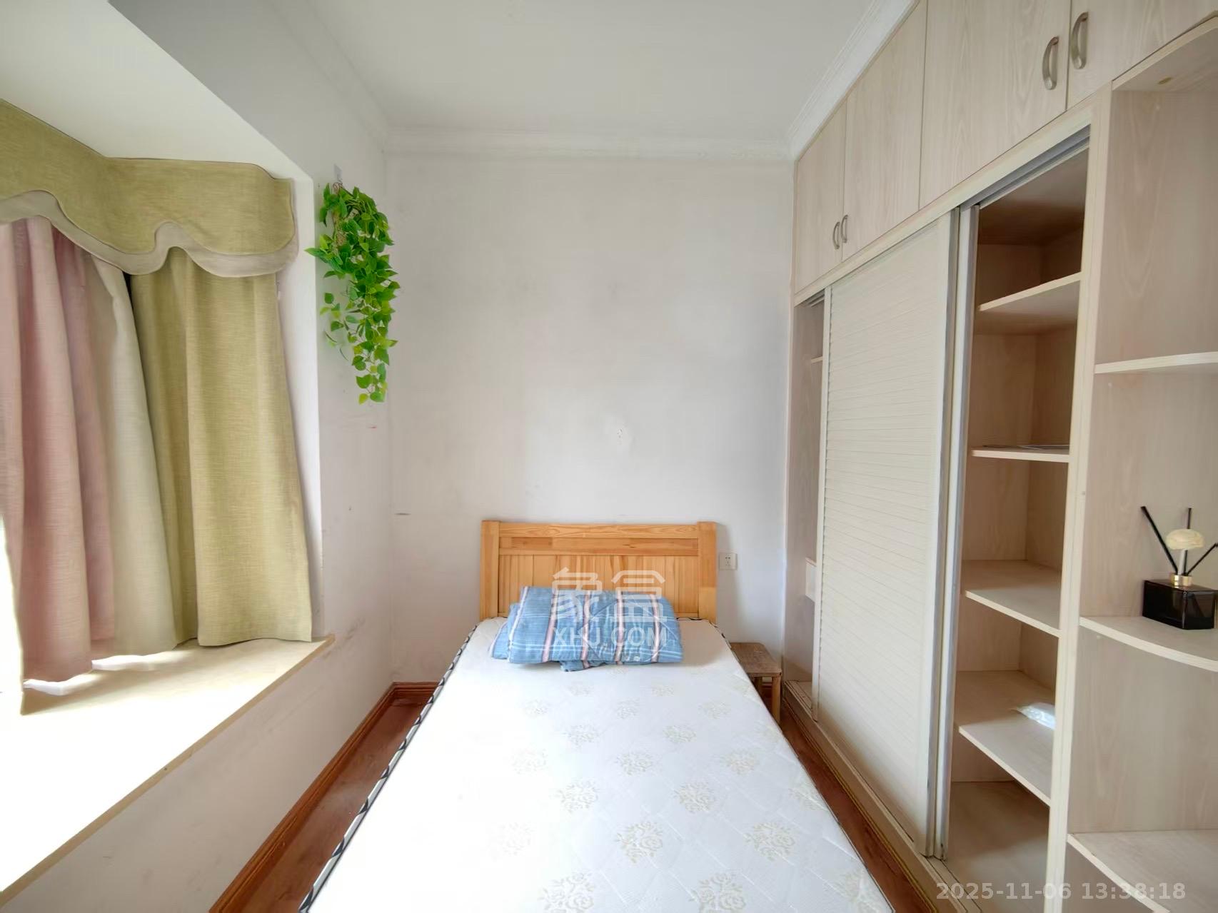 岳泰理想城 3室2厅2卫 2600.0元/月 岳泰理想城 3室2厅2卫 2600.0元/月室内图