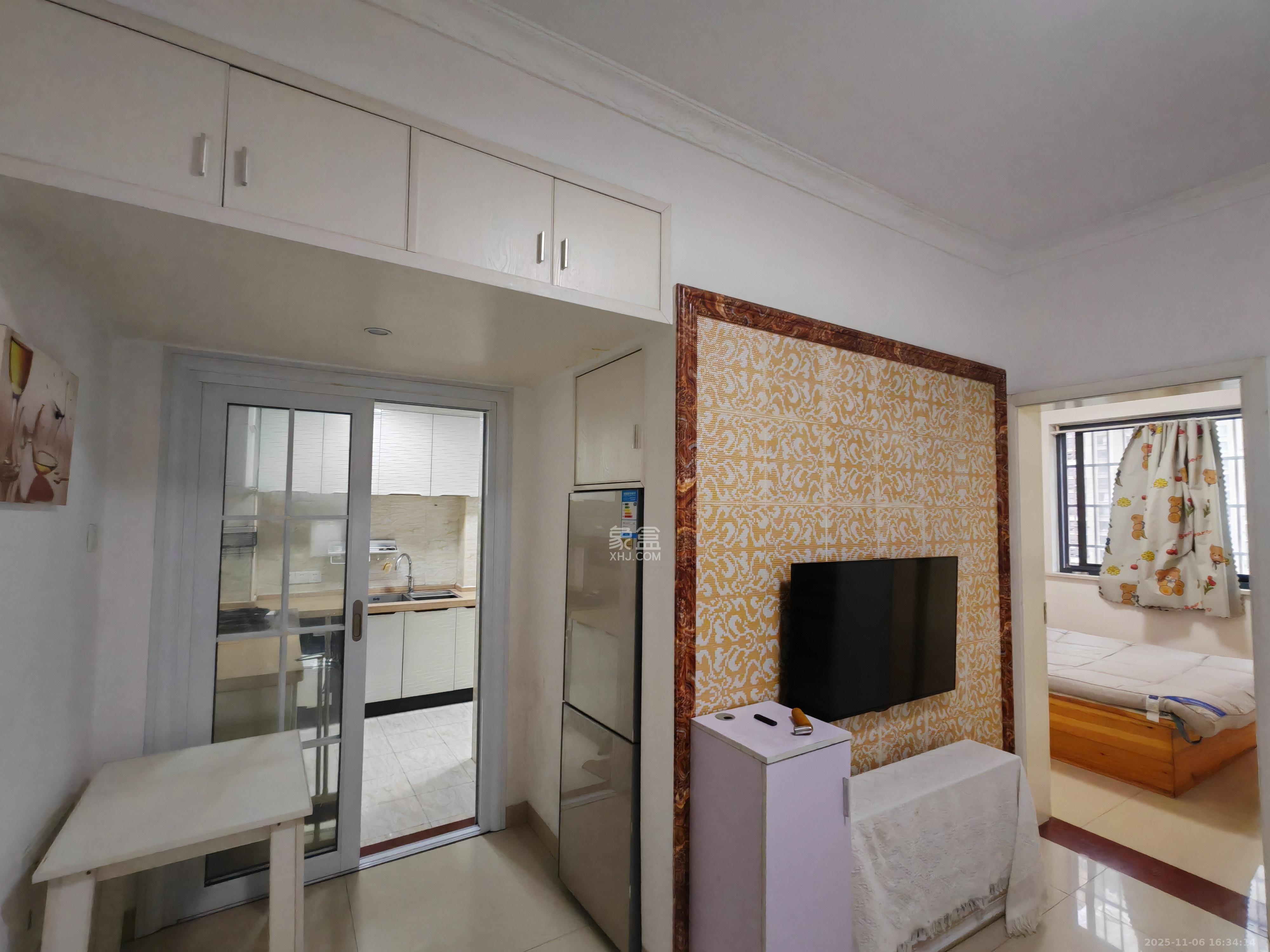 印山蓝色海岸  1室1厅1卫    1500.0元/月室内图