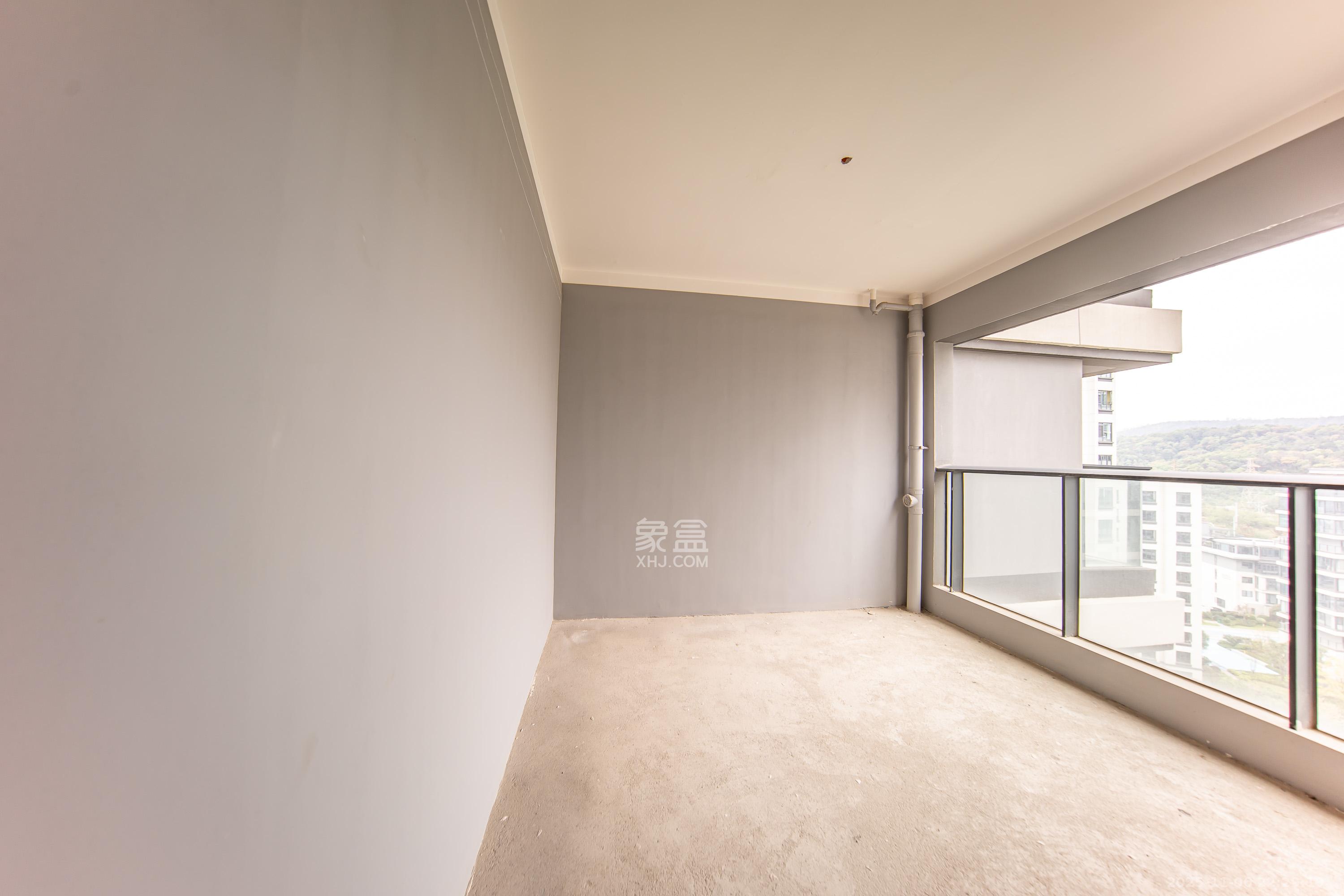 梦想麓隐桐溪  5室2厅3卫    368.0万卧室