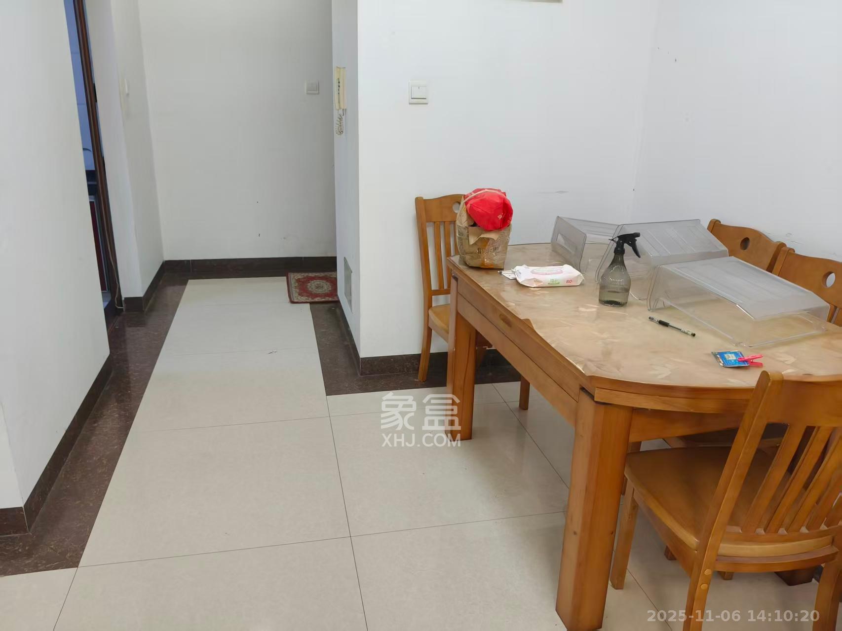 和馨园 2室2厅1卫 2000.0元/月 和馨园 2室2厅1卫 2000.0元/月室内图