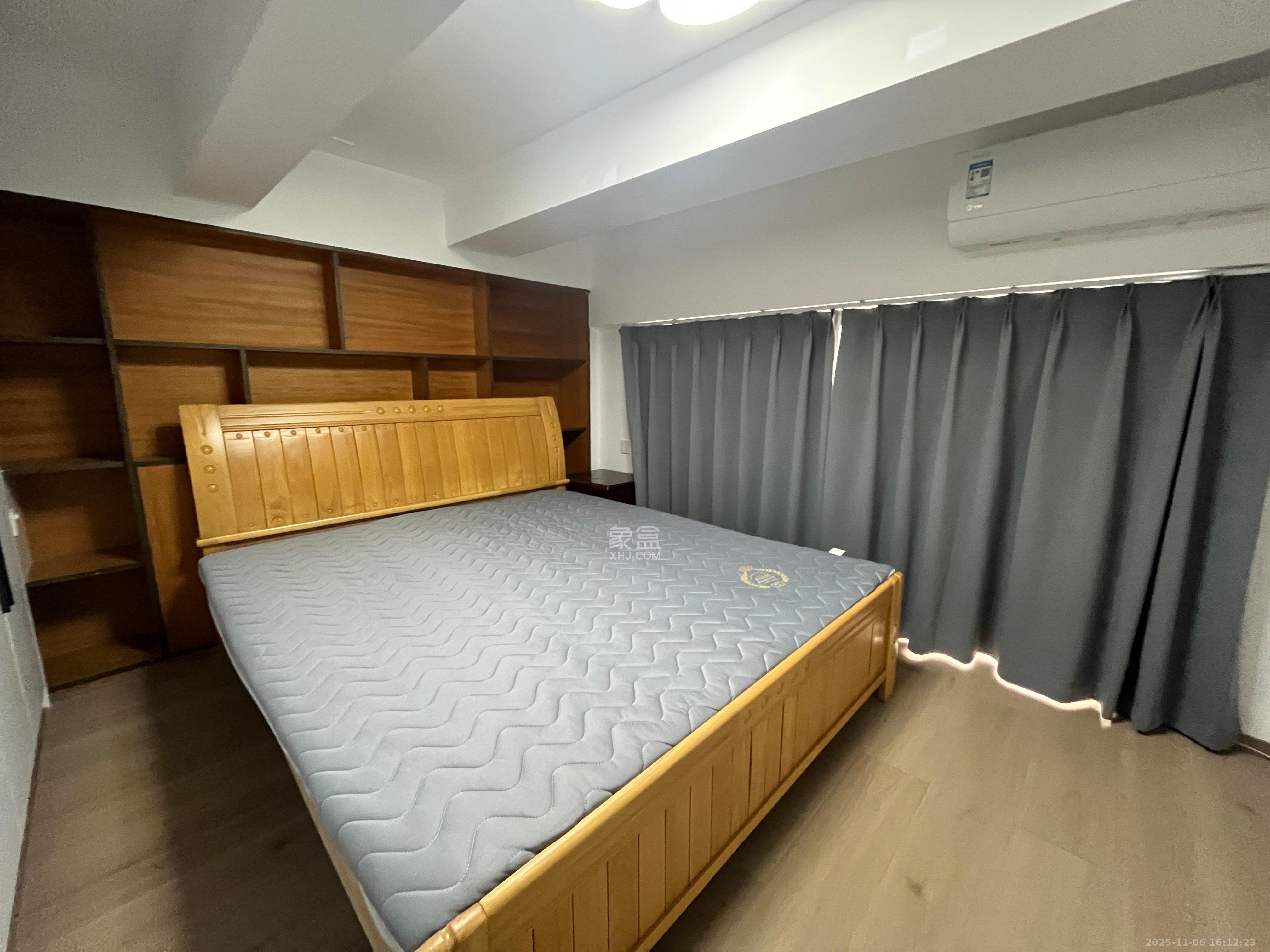 宏景名厦  3室2厅2卫    2600.0元/月室内图