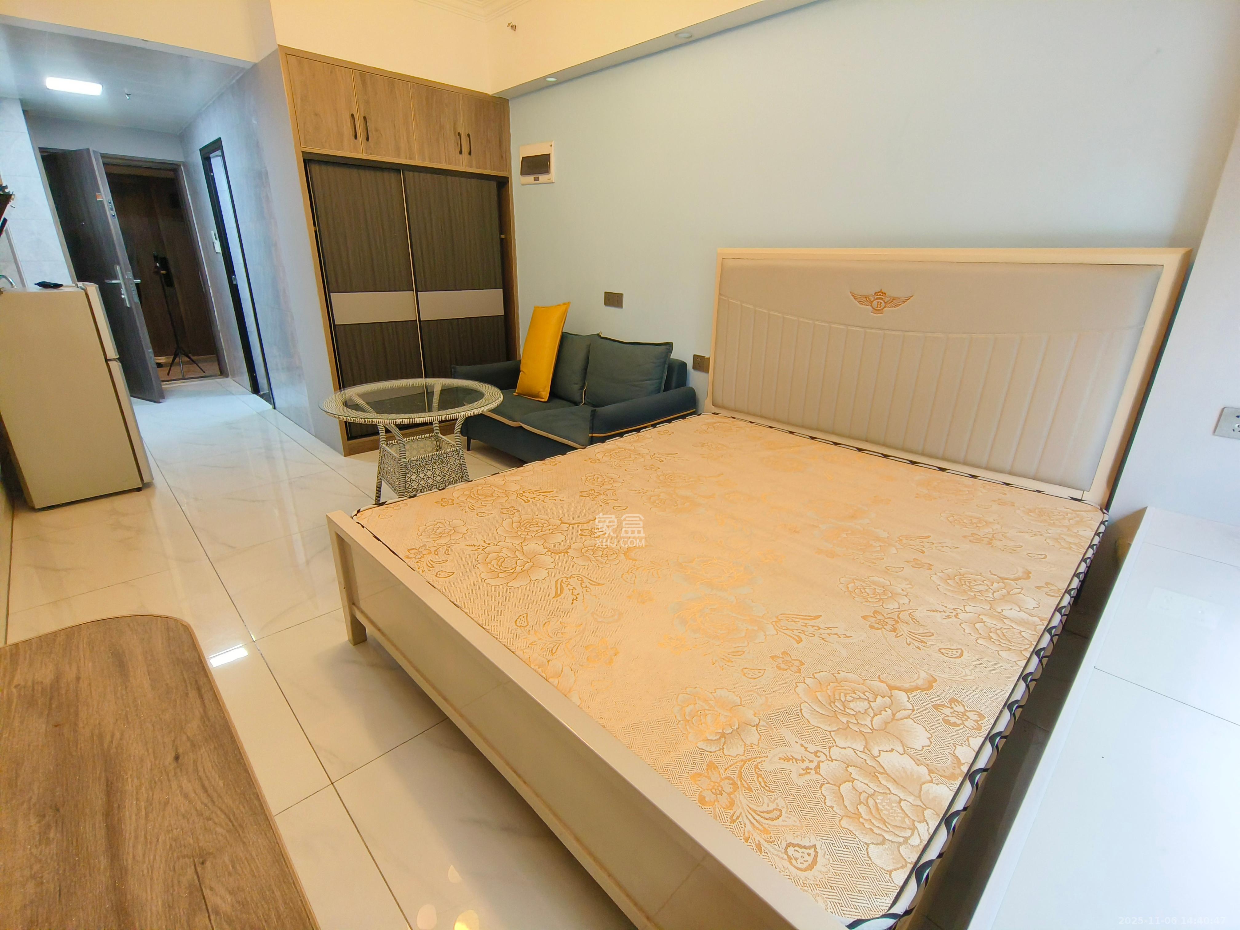 龙湖湘江星座(祺鑫星座公寓) 1室1厅1卫 1400.0元/月 龙湖湘江星座(祺鑫星座公寓) 1室1厅1卫 1400.0元/月室内图