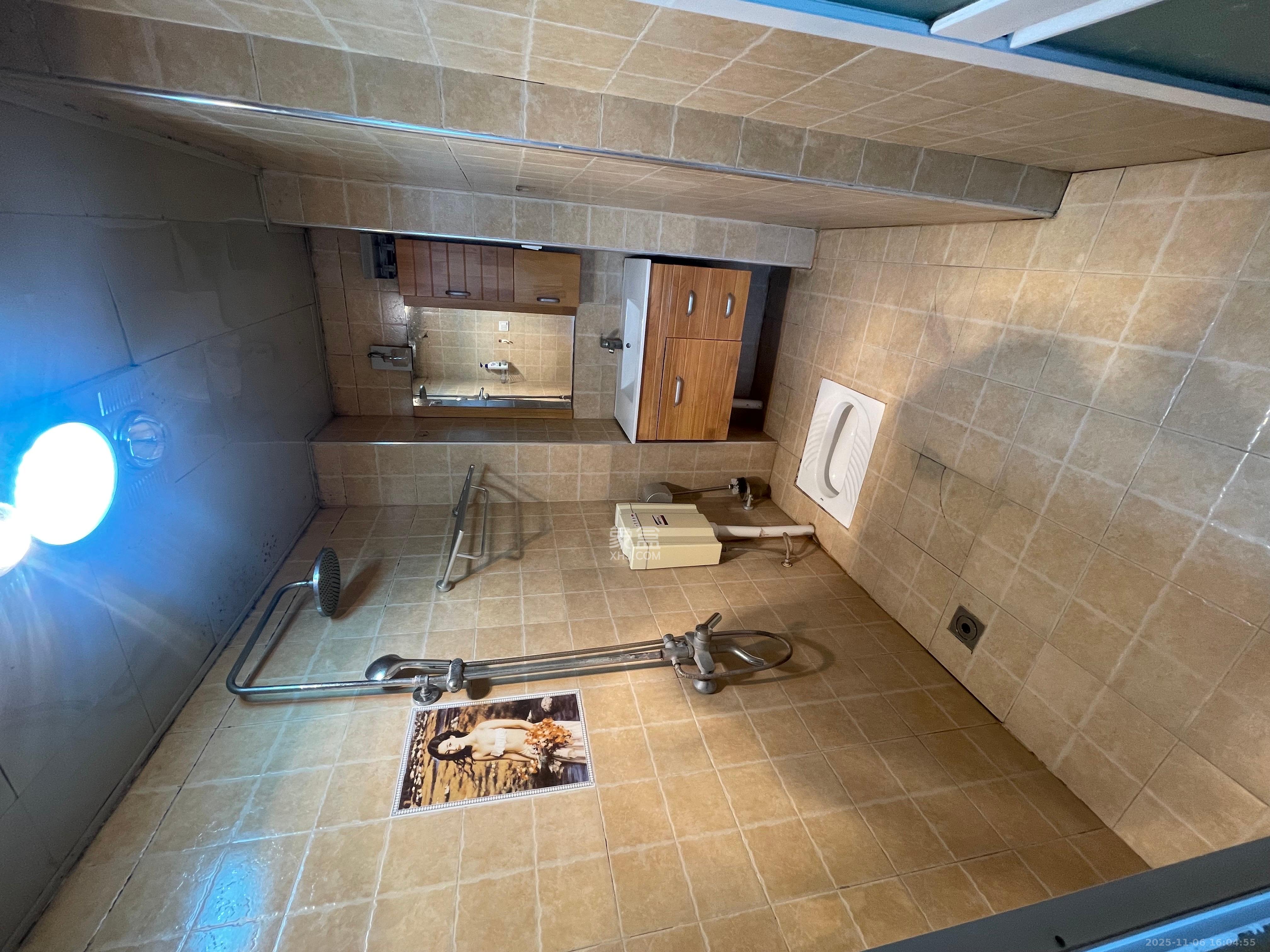 山水花都 1室1厅1卫 1500.0元/月 山水花都 1室1厅1卫 1500.0元/月室内图