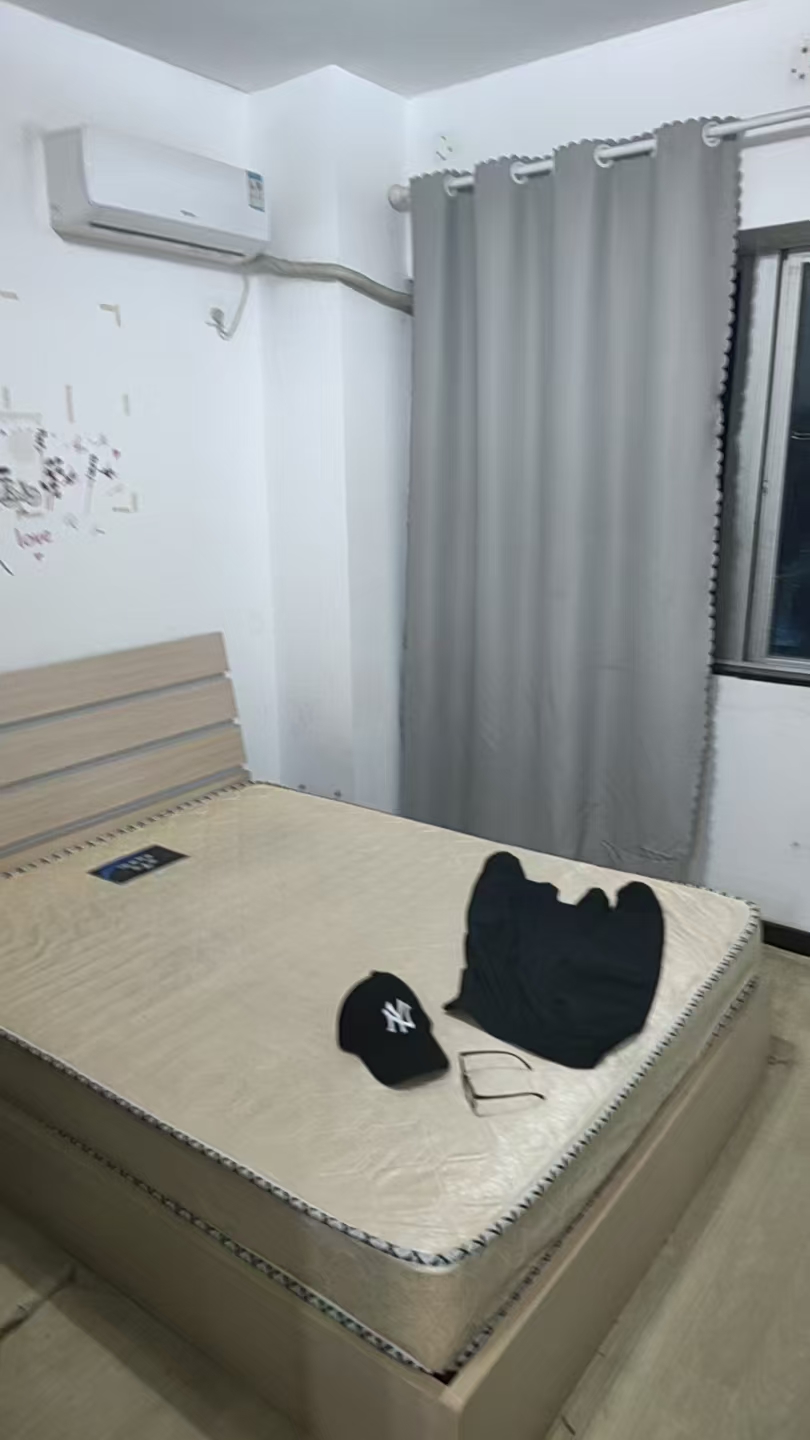 海富大厦  2室2厅1卫    1600.0元/月室内图