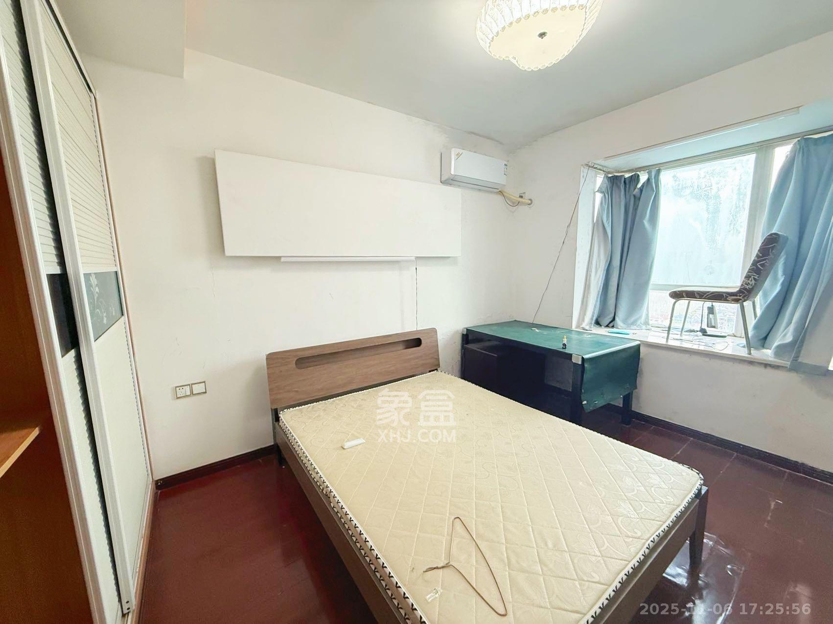 学府华庭 2室2厅1卫 1500.0元/月 学府华庭 2室2厅1卫 1500.0元/月室内图