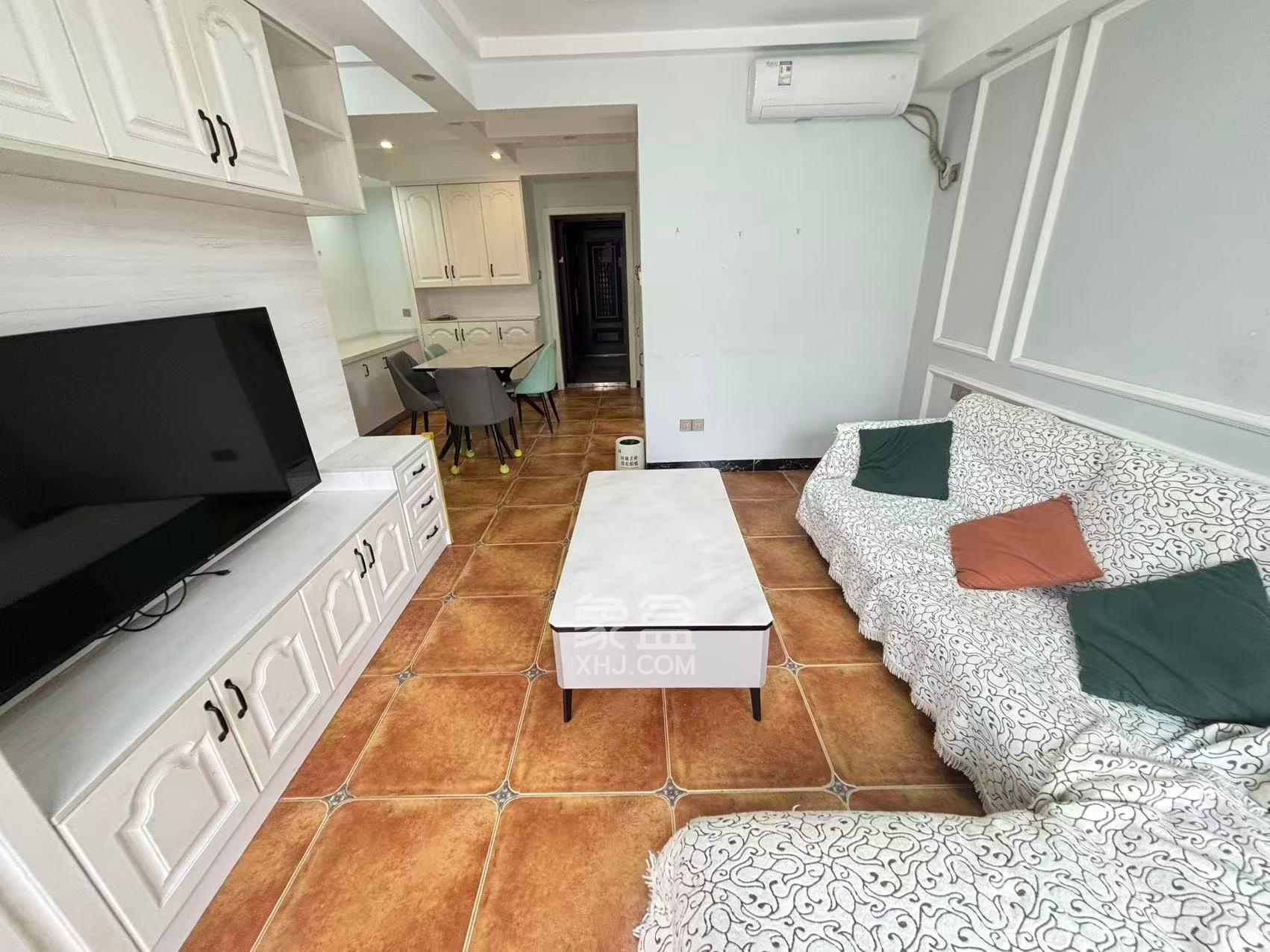 谷山乐园三期  3室2厅1卫    2400.0元/月