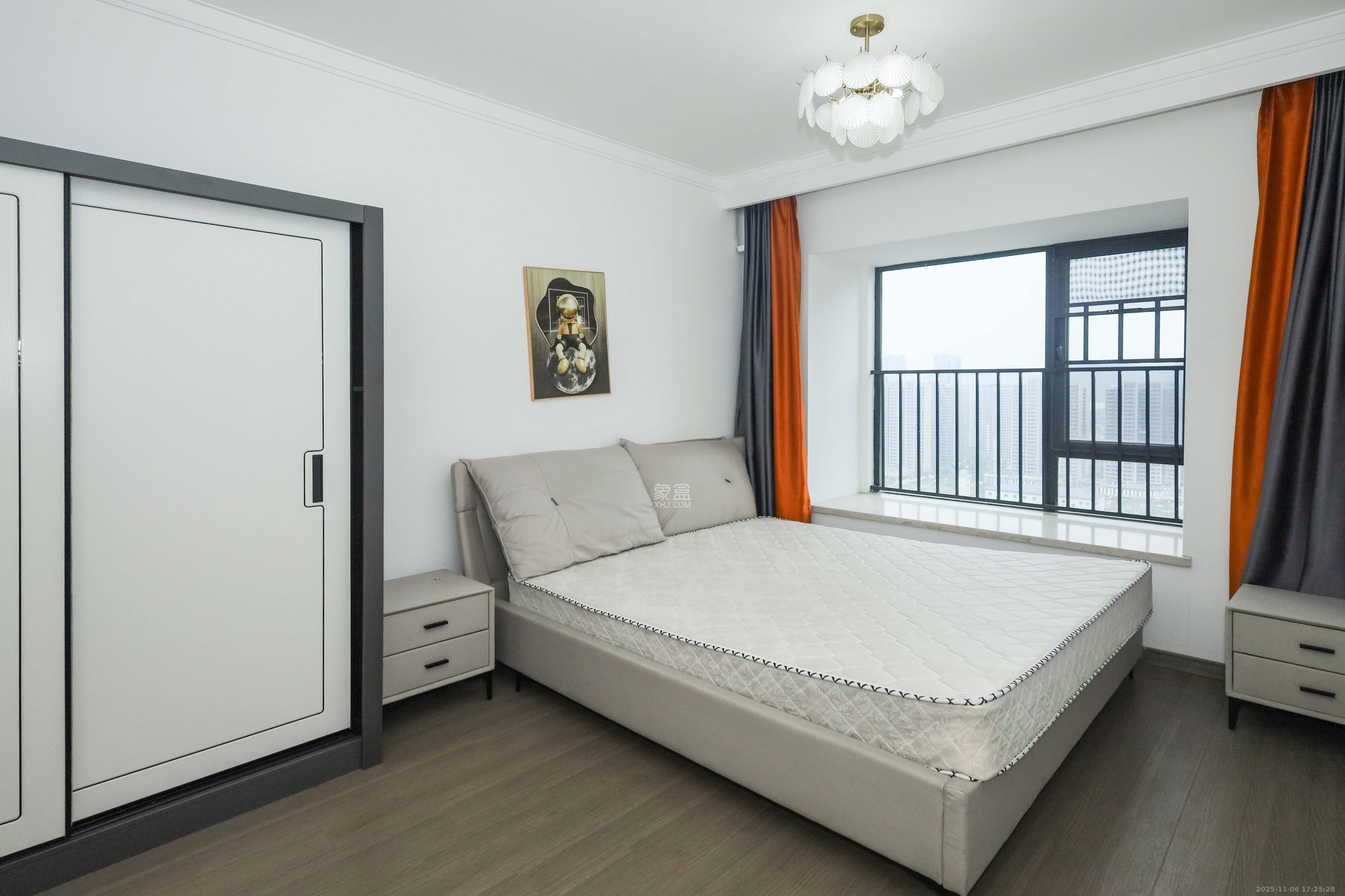 越秀亲爱里  3室2厅2卫    99.0万卧室