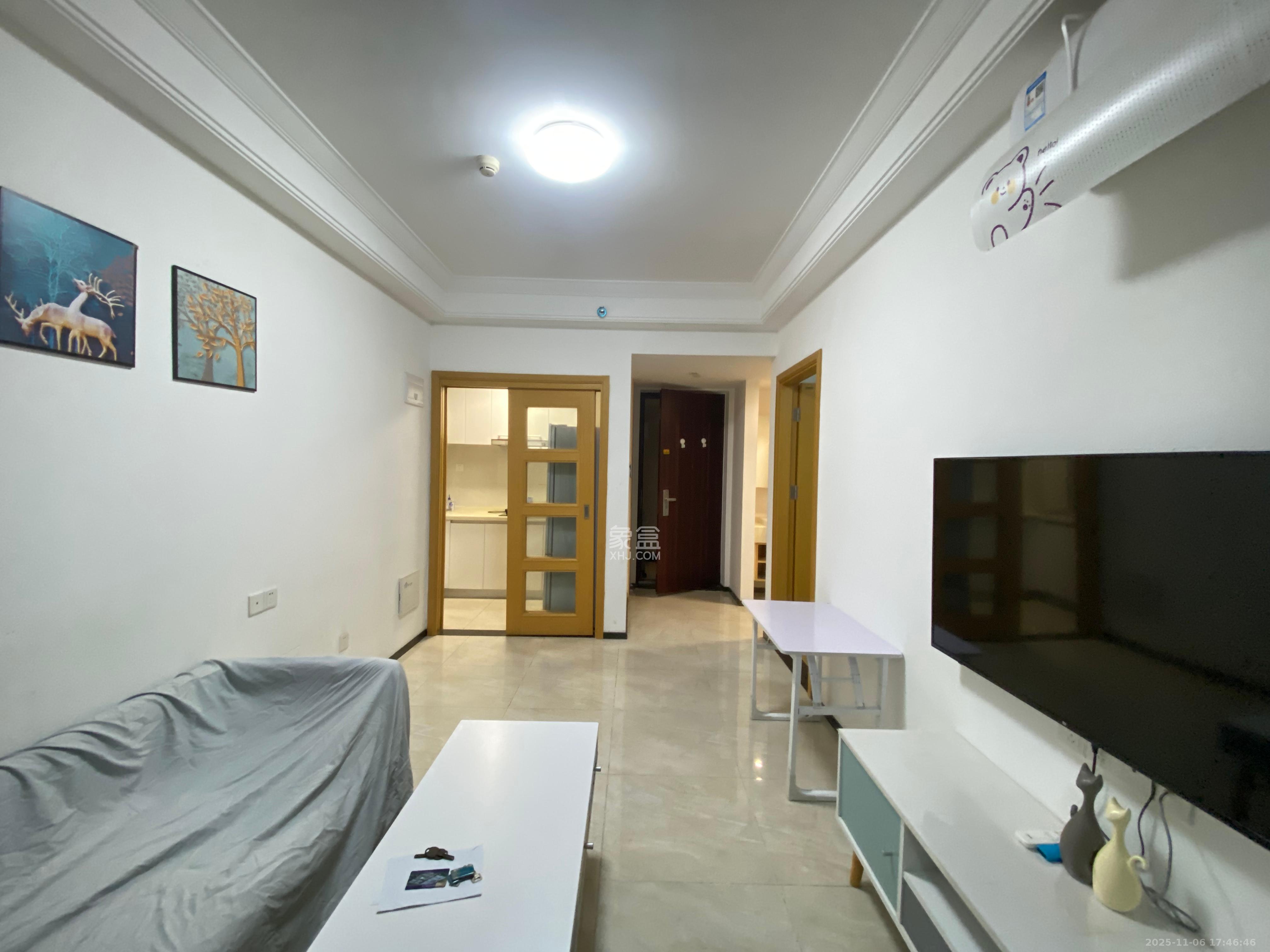 中海新城熙岸（中信新城五期）  1室0厅0卫    1600.0元/月