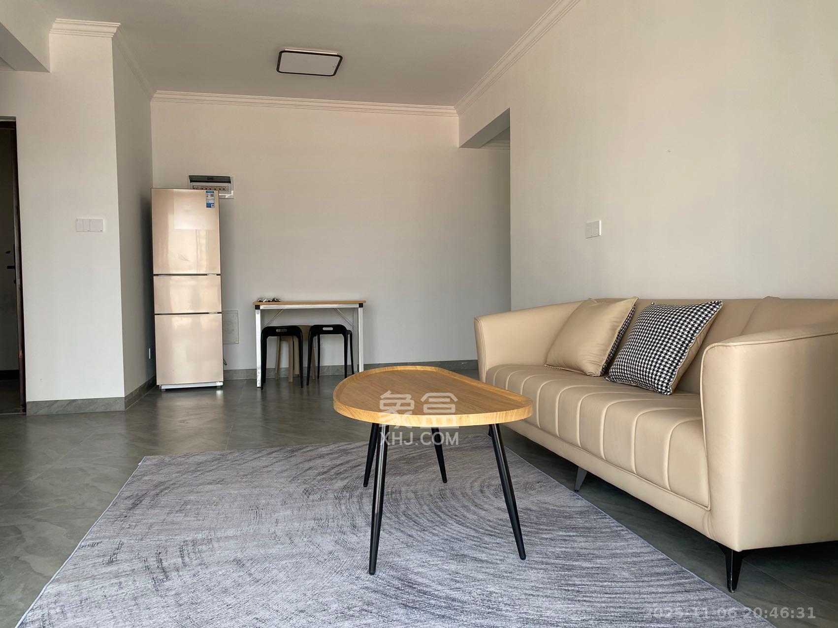 栖凤佳园 2室1厅1卫 2400.0元/月 栖凤佳园 2室1厅1卫 2400.0元/月室内图