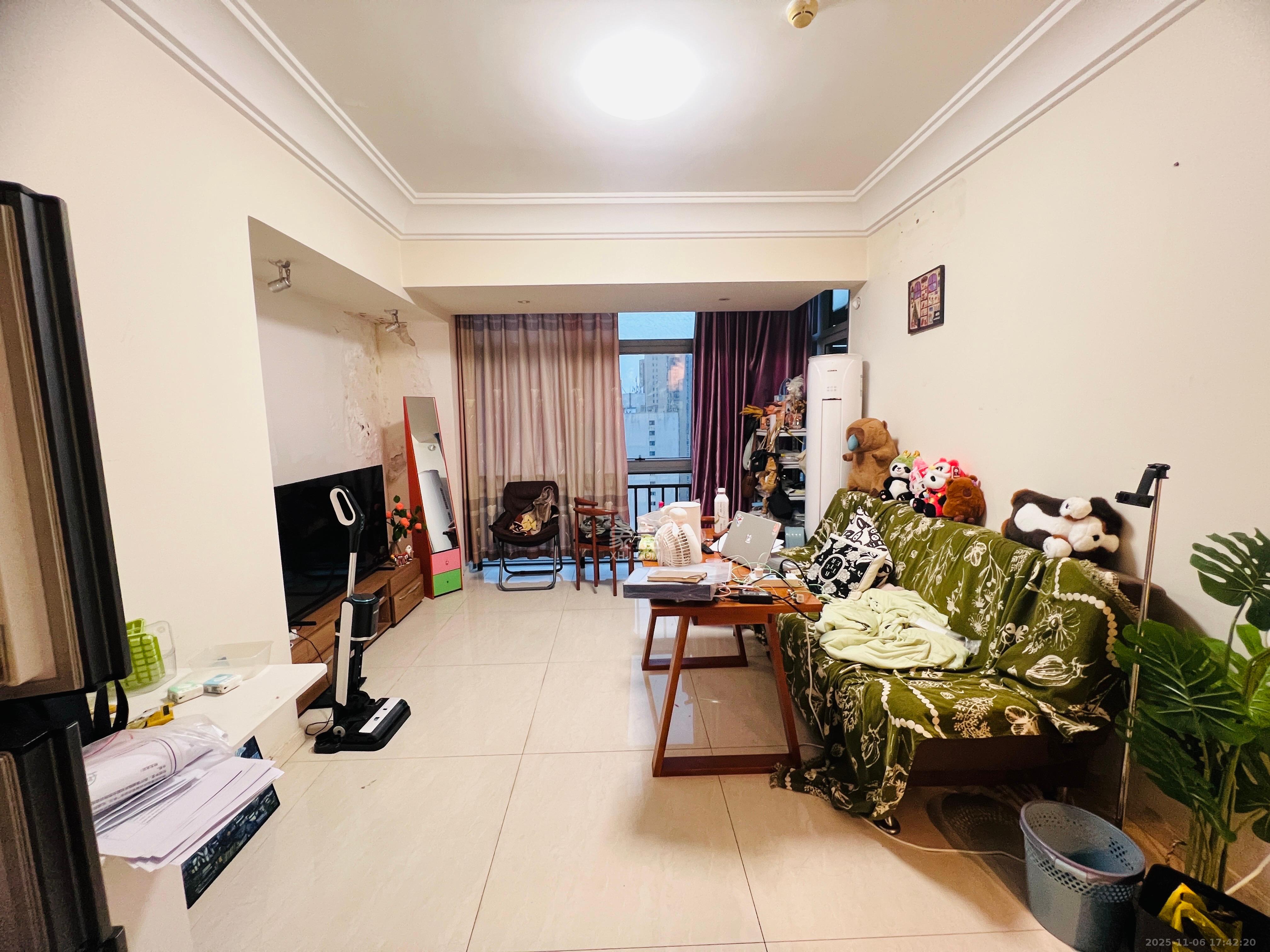 西子一间  2室1厅1卫    2000.0元/月