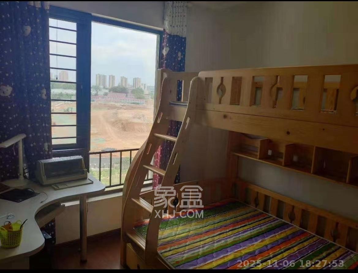 万科金域华府三四期  3室1厅1卫    2480.0元/月