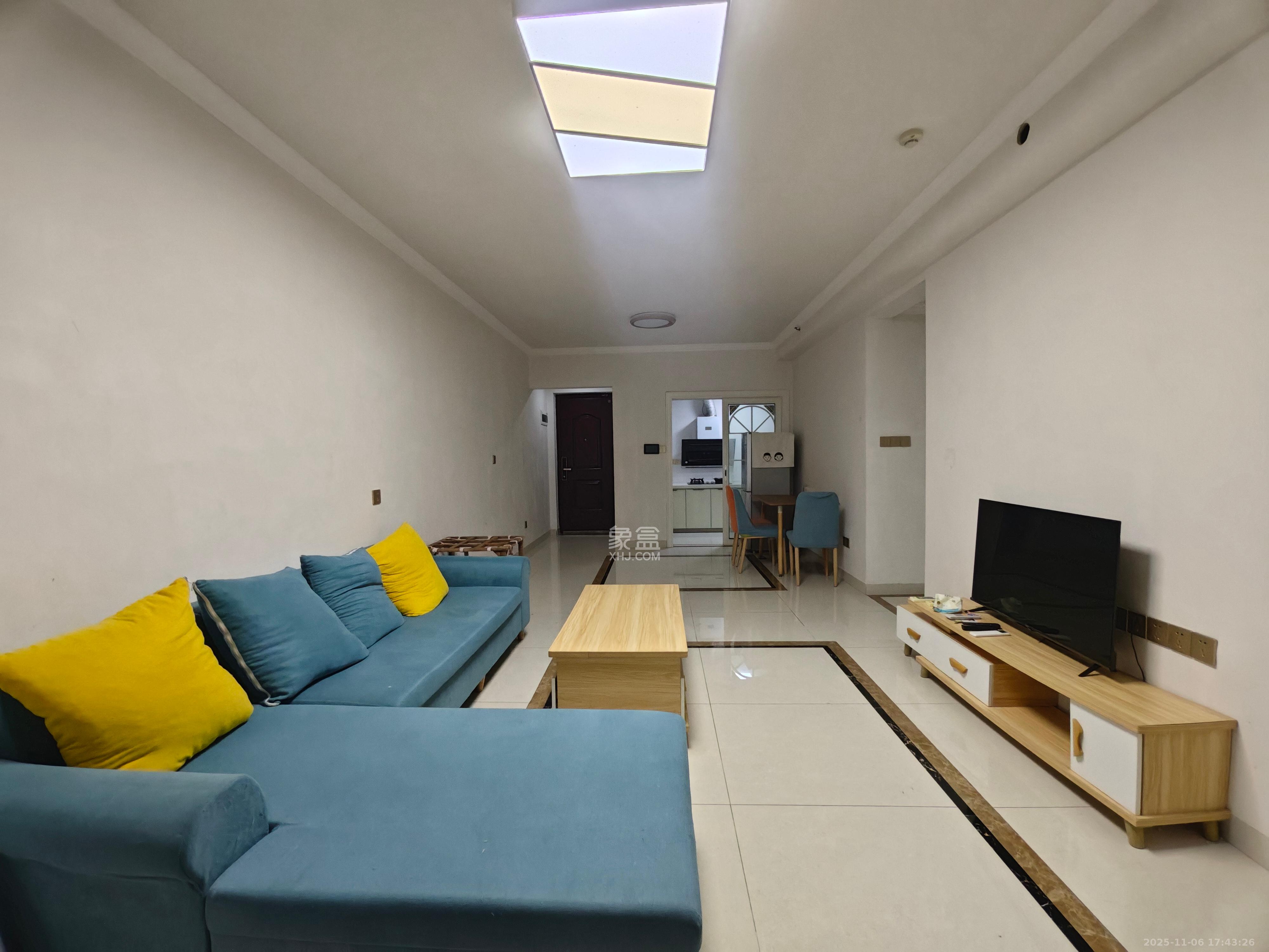 卓越浅水湾  3室2厅2卫    3200.0元/月