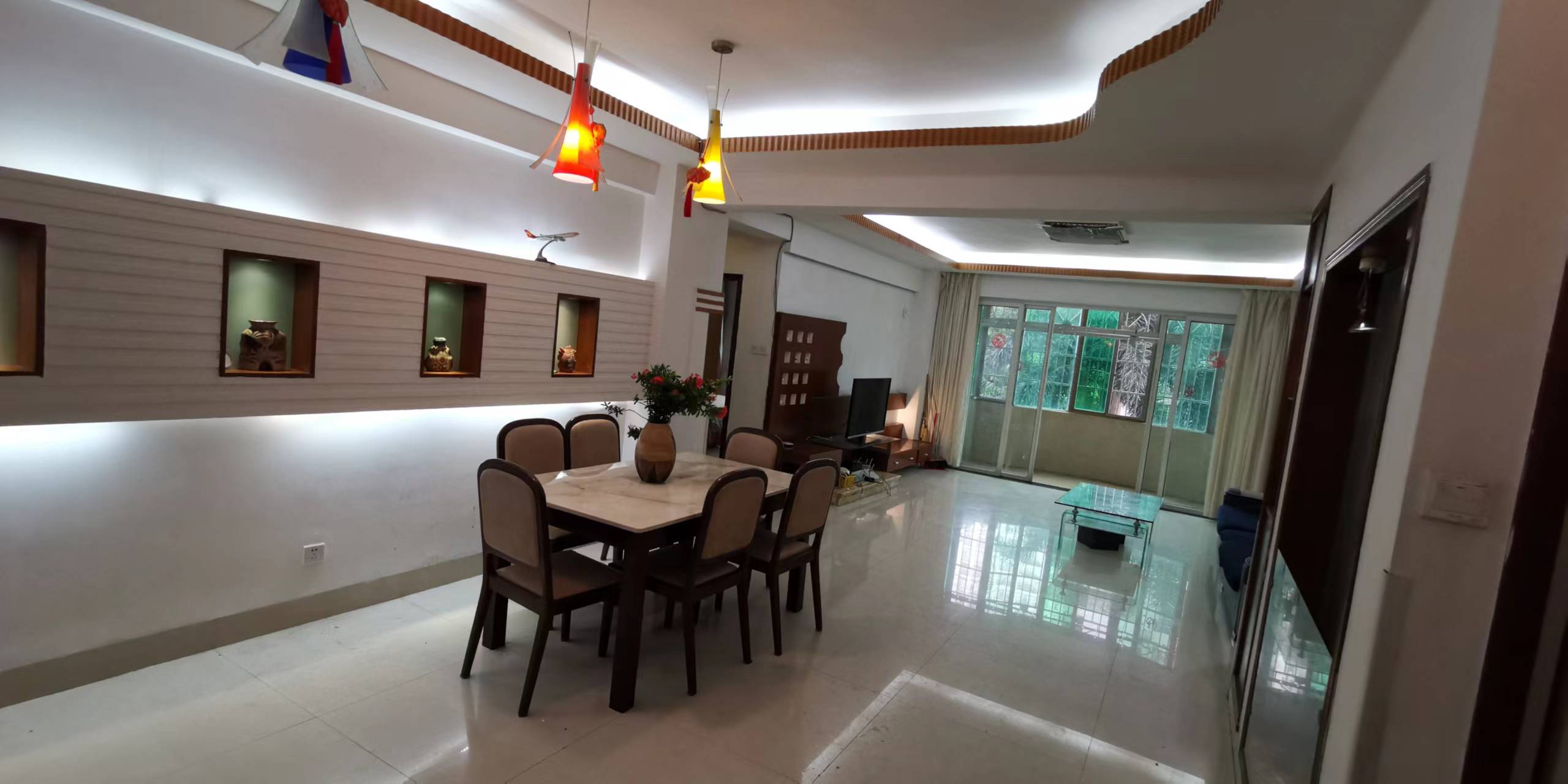 华贸大厦(华贸花苑) 3室2厅1卫 3400.0元/月 华贸大厦(华贸花苑) 3室2厅1卫 3400.0元/月室内图