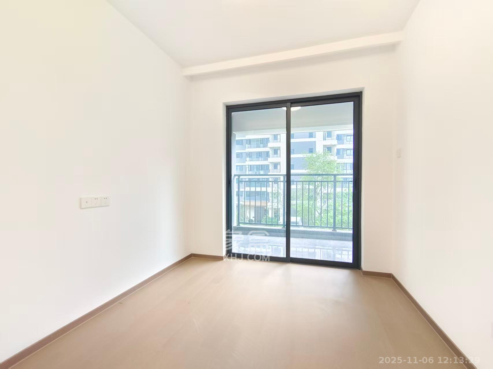 滨江府1913 4室2厅3卫 6500.0元/月 滨江府1913 4室2厅3卫 6500.0元/月室内图