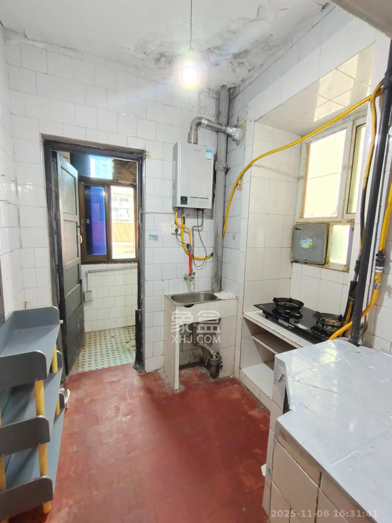 乔庄社区 2室1厅1卫 1700.0元/月 乔庄社区 2室1厅1卫 1700.0元/月室内图