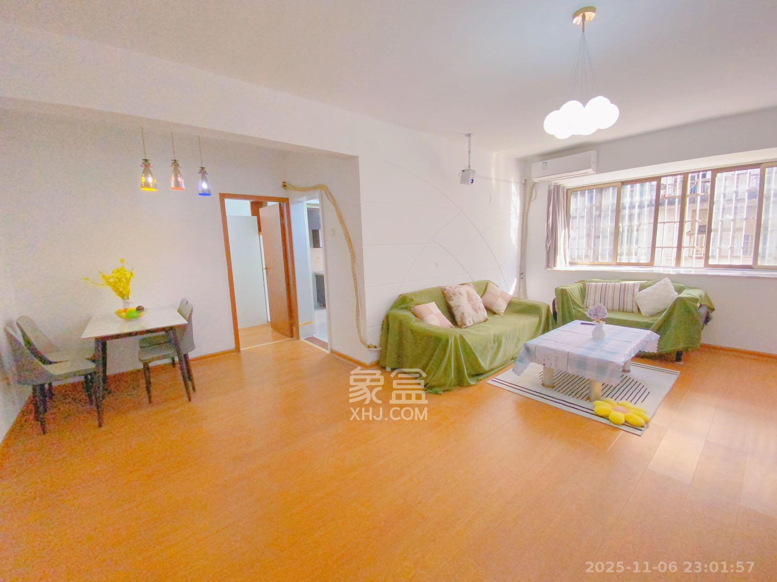 芙蓉蓉苑 1室1厅1卫 2800.0元/月 芙蓉蓉苑 1室1厅1卫 2800.0元/月室内图