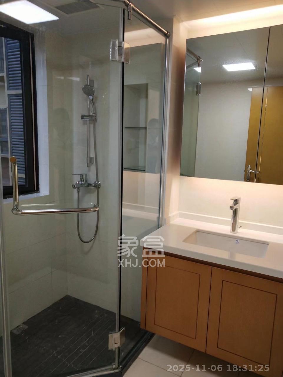 中建璟和城  3室2厅2卫    2200.0元/月室内图